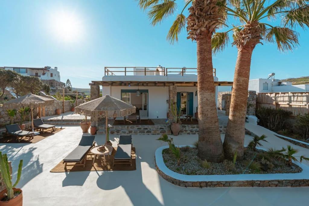 Three-Bedroom Villa photo 2