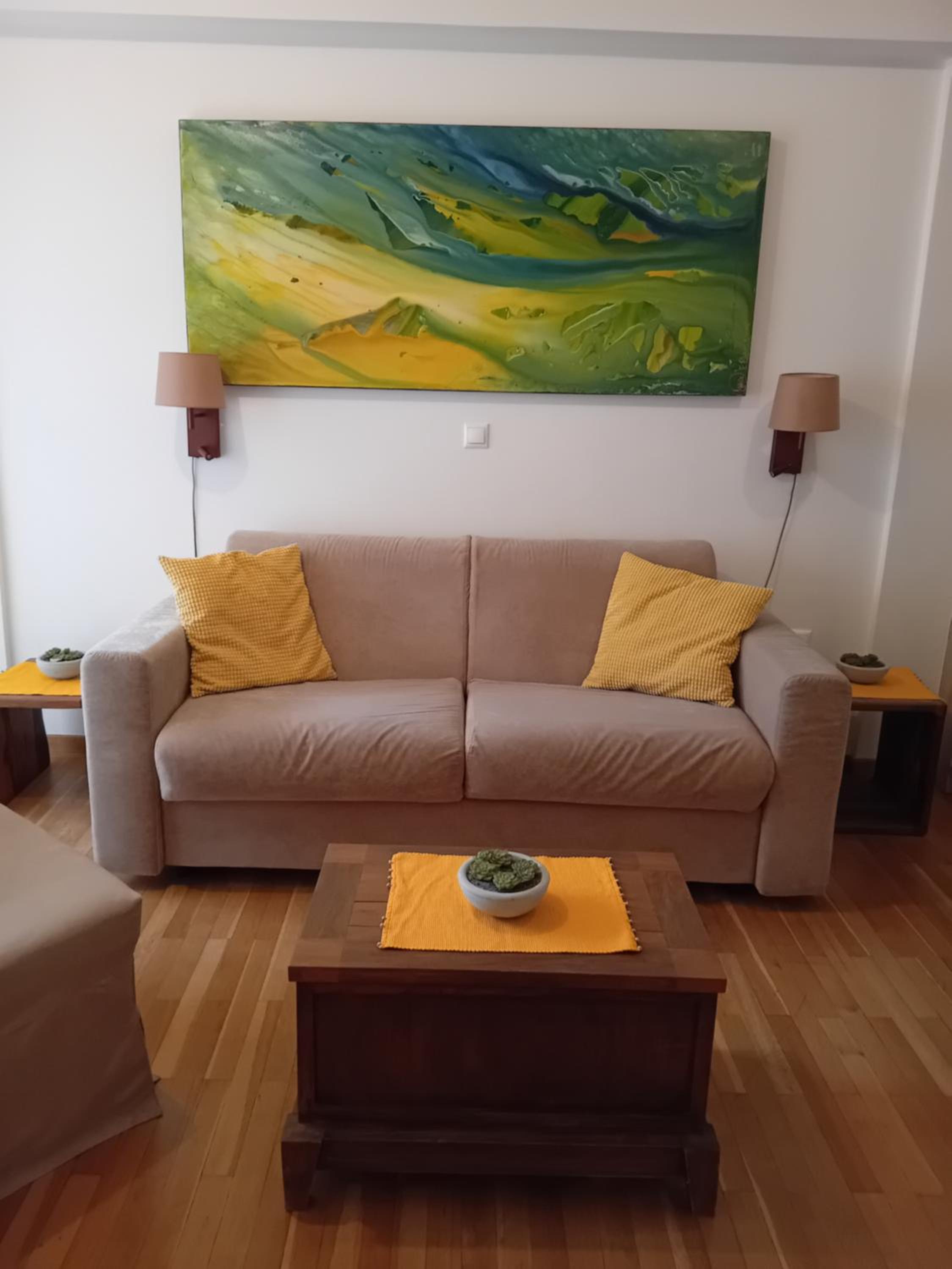 Thoi-Deluxe Apartment with Balcony photo 2