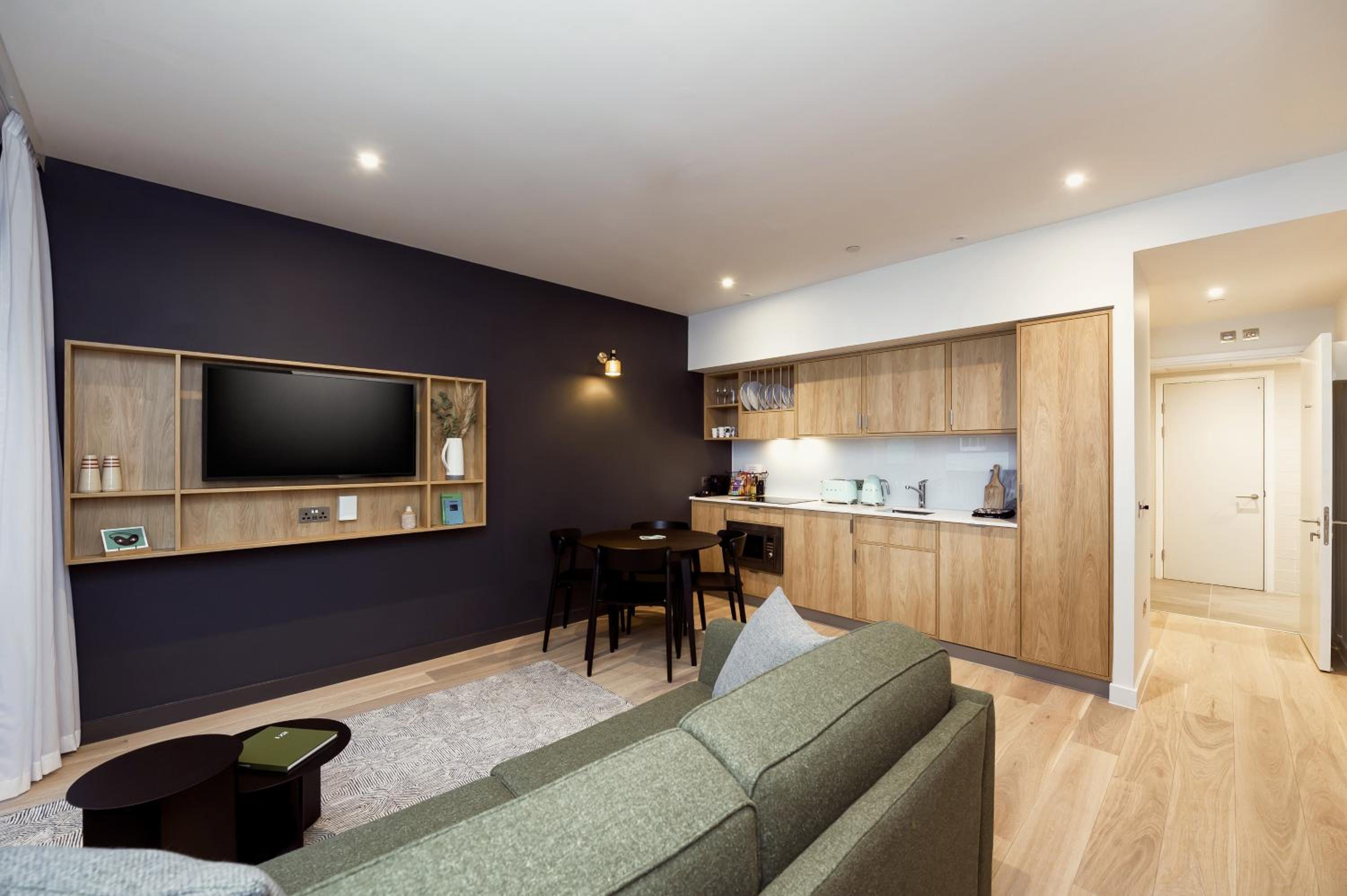 One Twin Bedroom Apartment - Photo 14