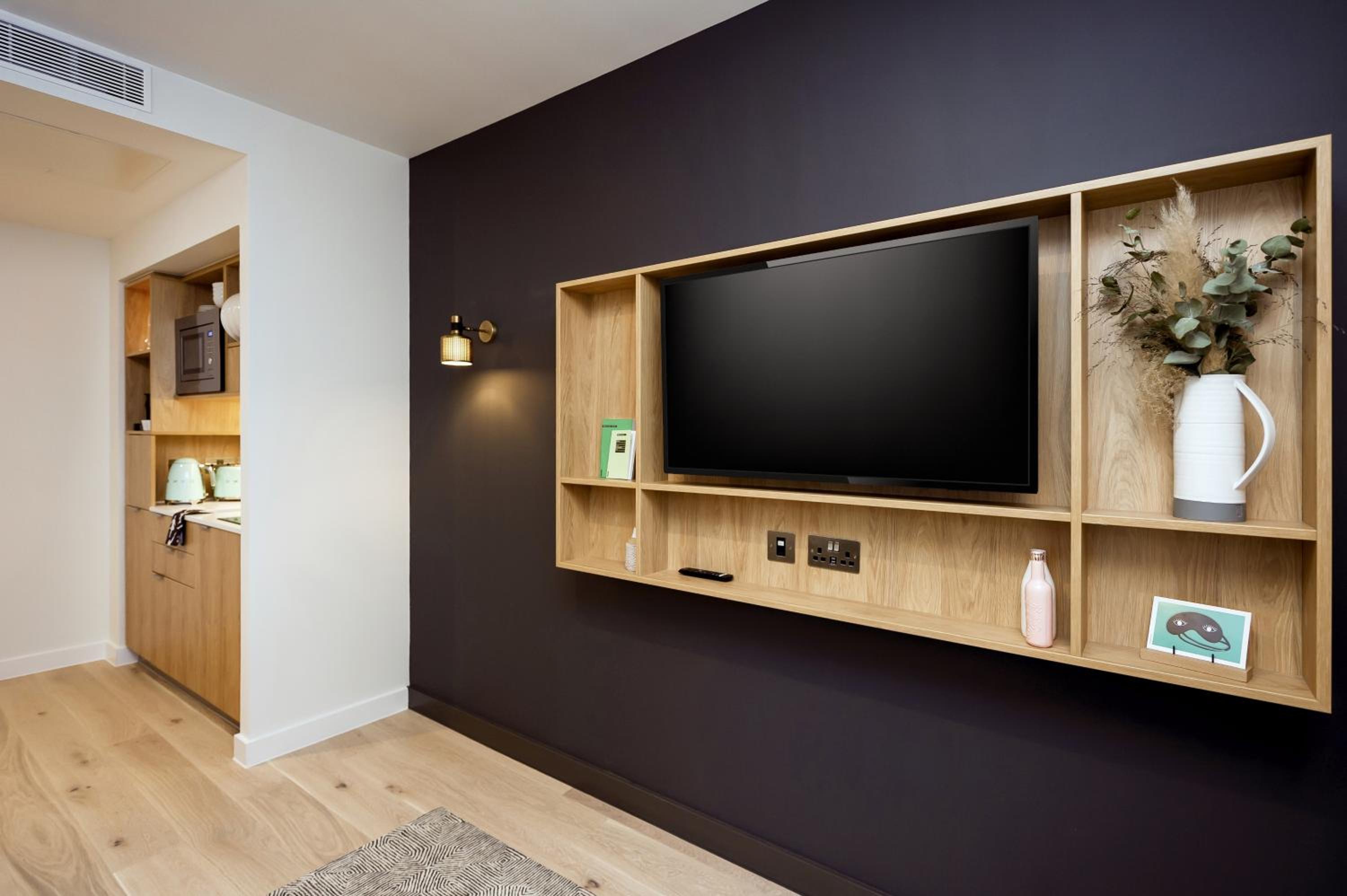 One Double Bed Apartment with Castle View - Photo 7