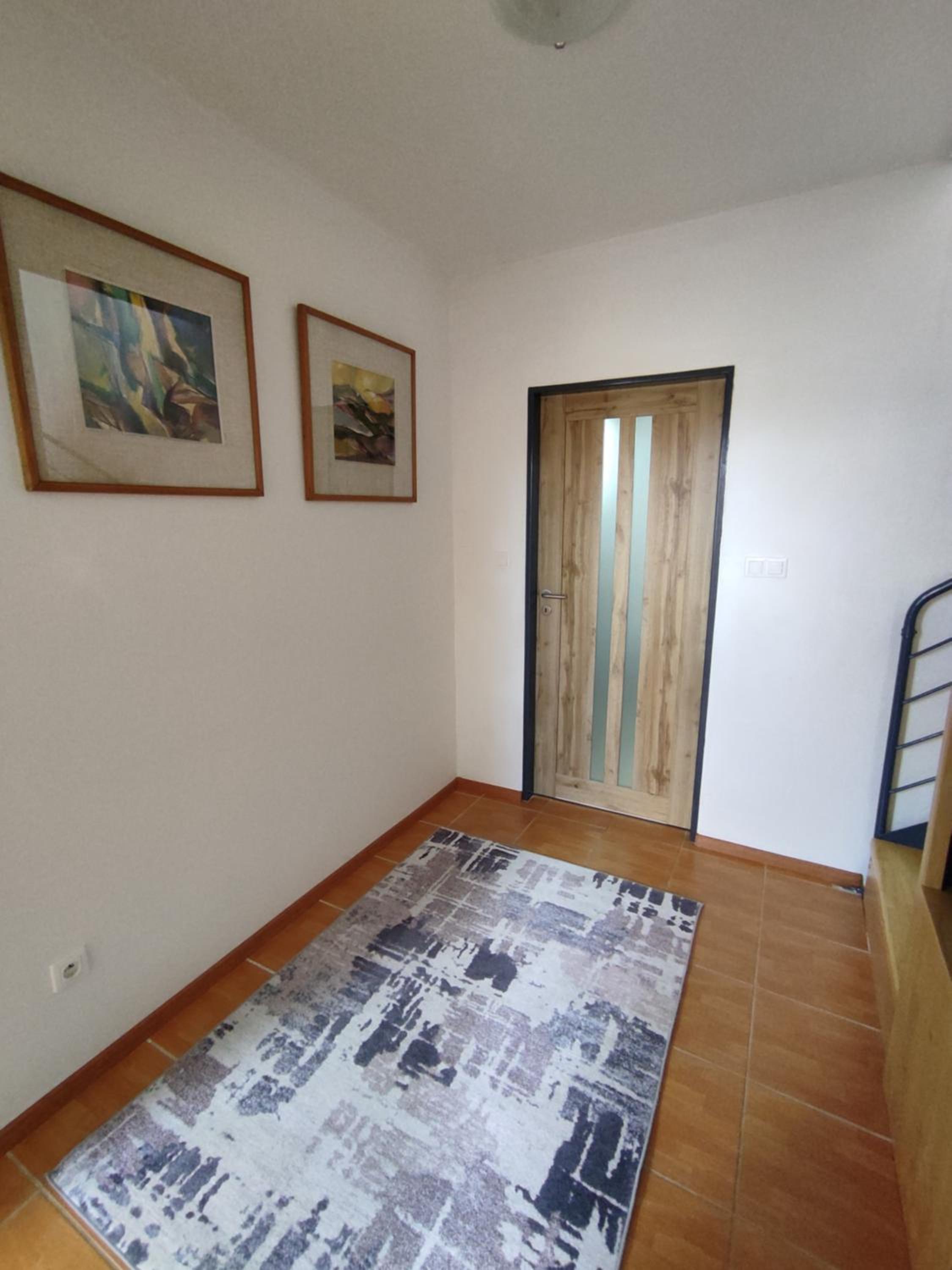 Three-Bedroom Apartment photo 2