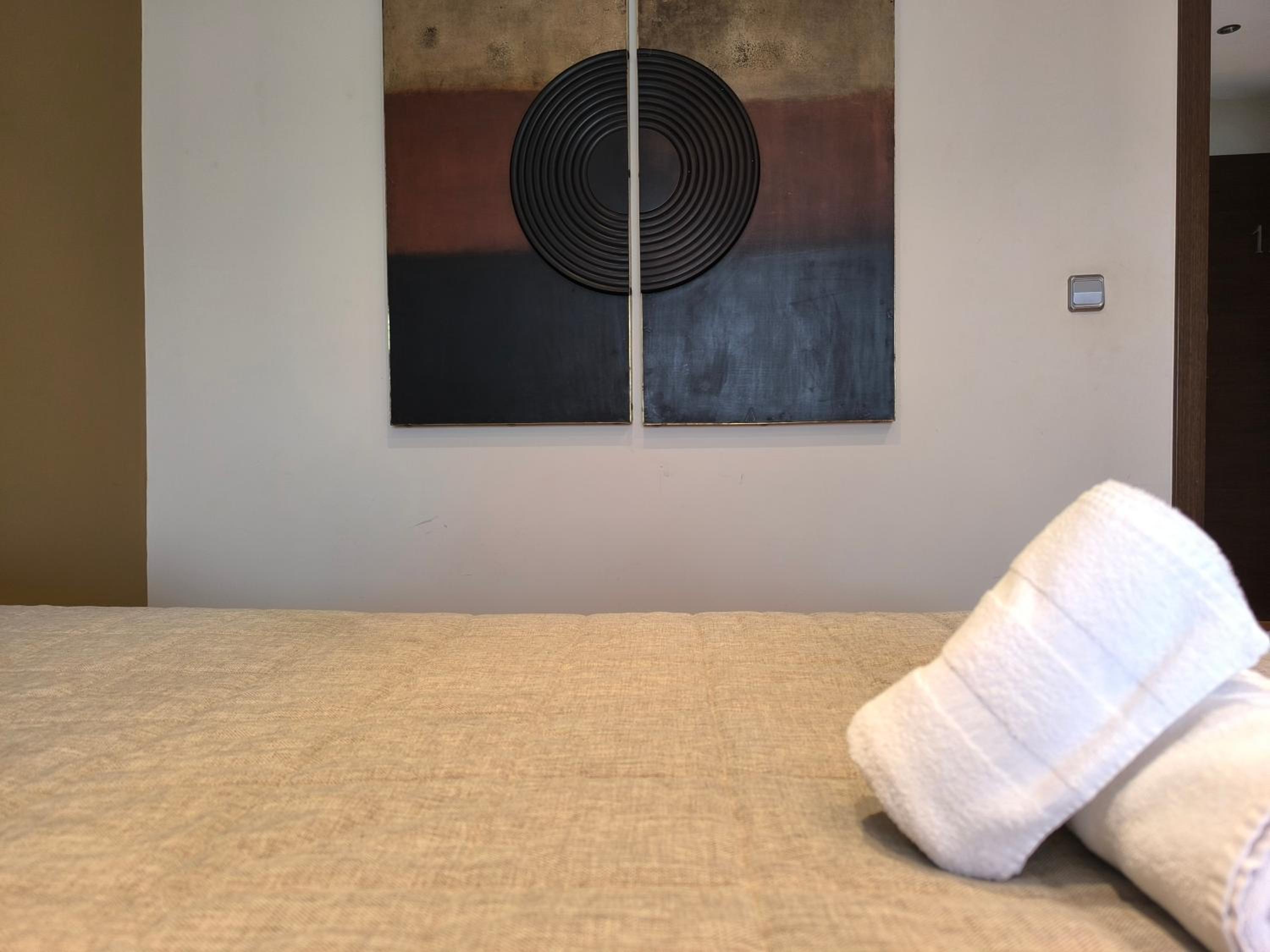 Double or Twin Room - Photo 12