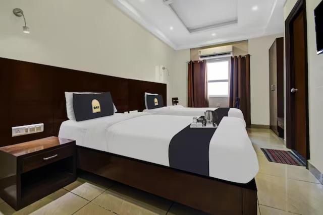 Deluxe Double Room - Photo 10