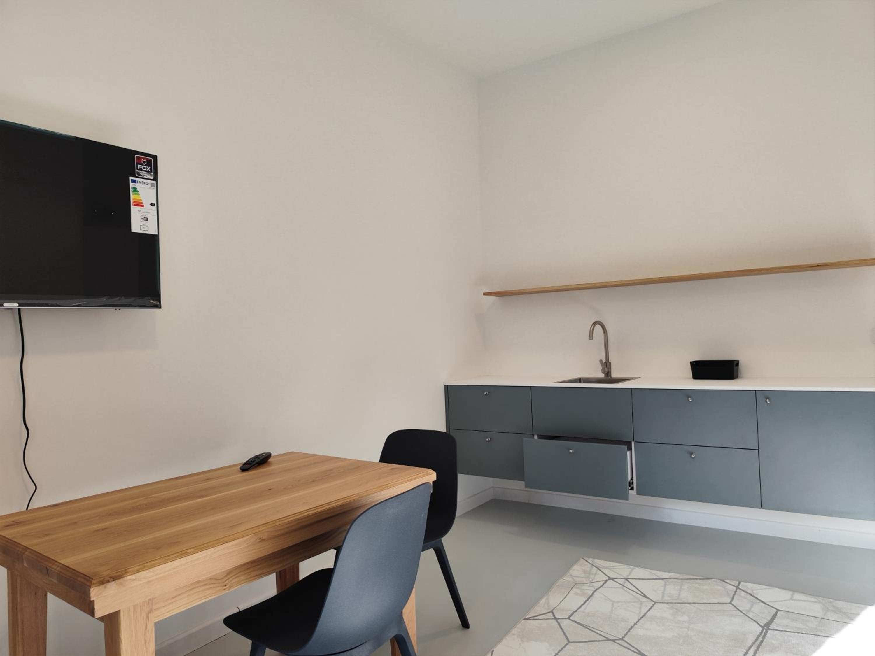 Apartment with Mountain View photo 2