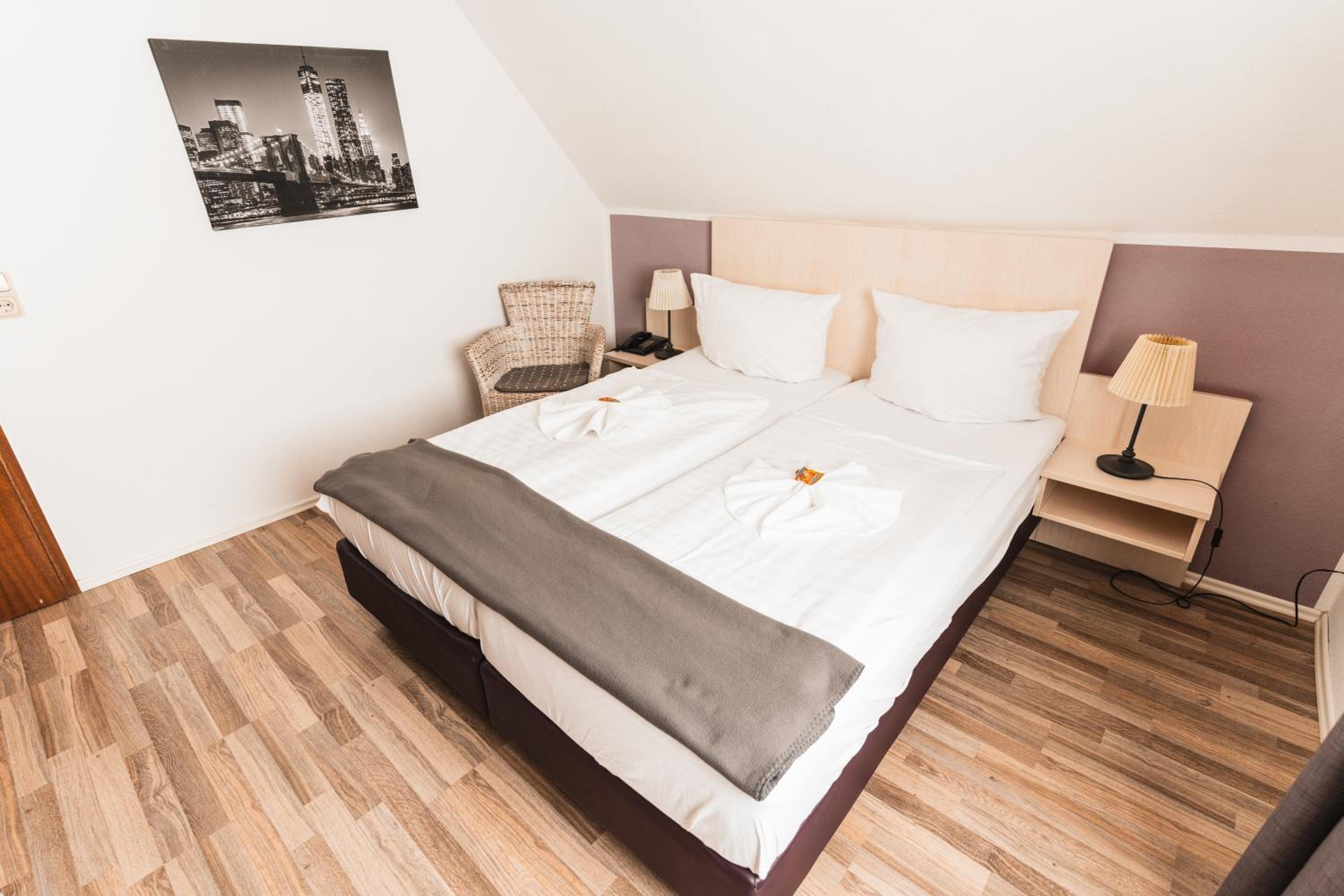Double Room with Private External Bathroom photo 3