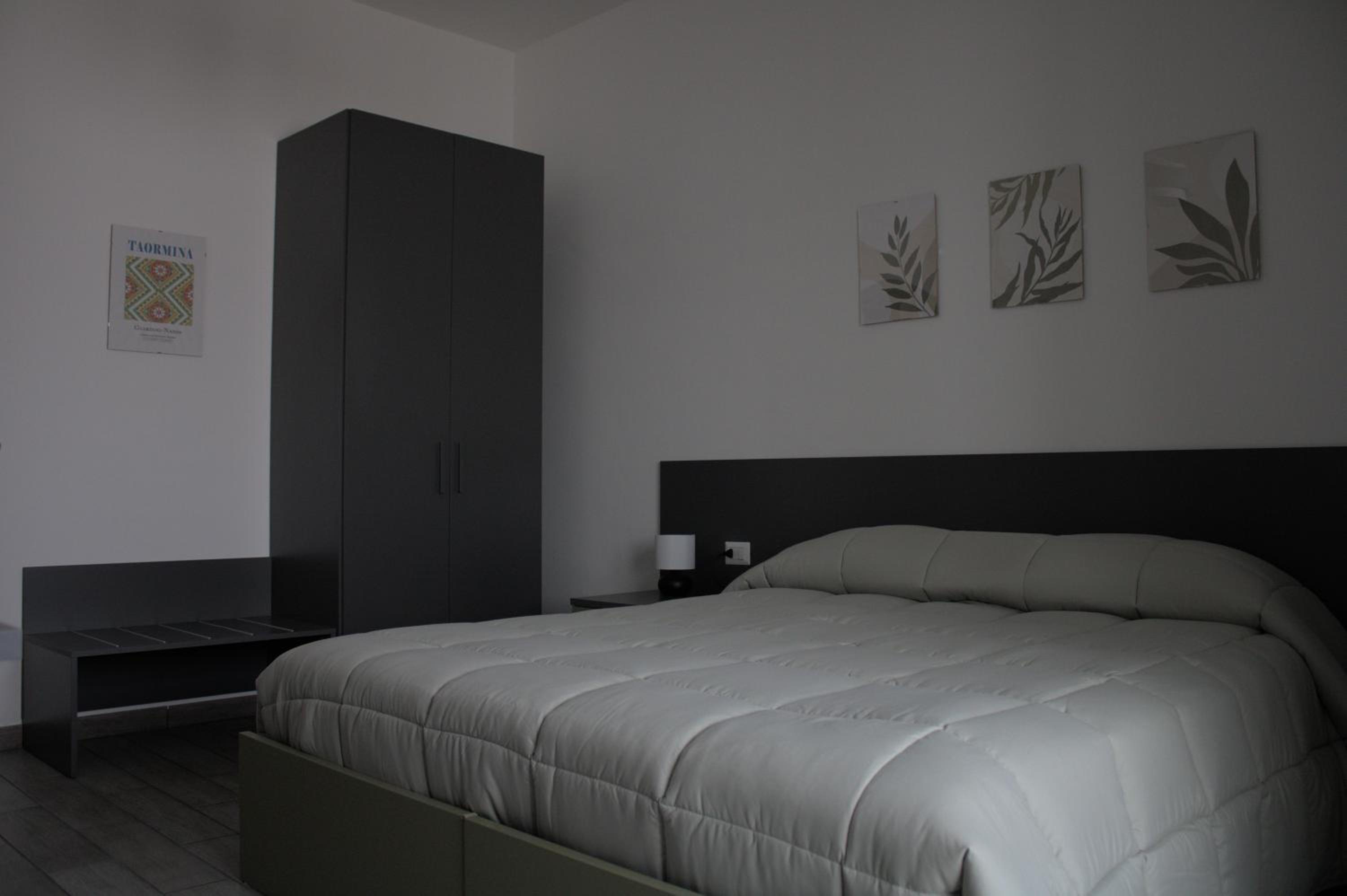 Double Or Twin Room With Private Bathroom photo 1