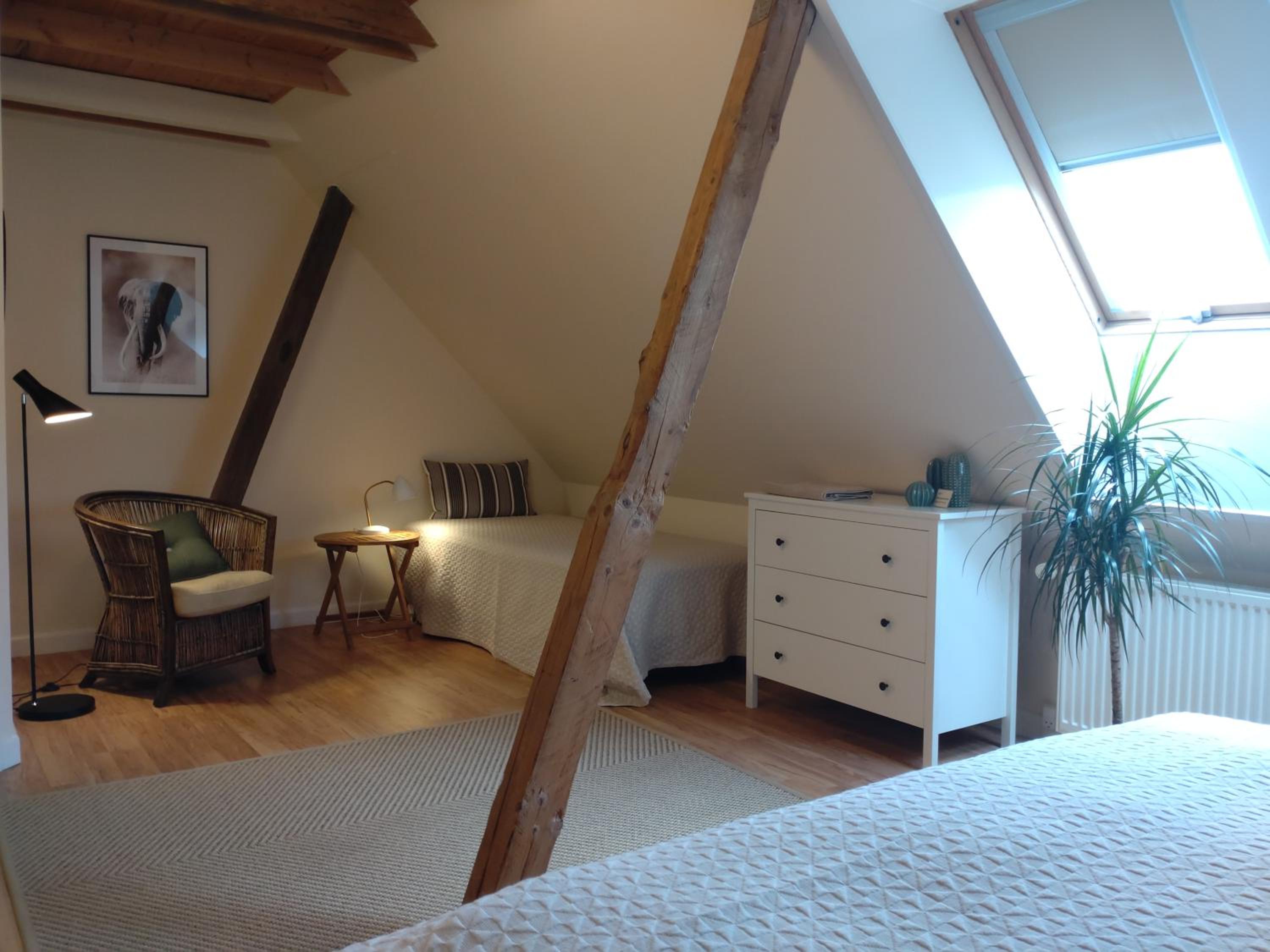 Double Room with Shared Bathroom photo 1