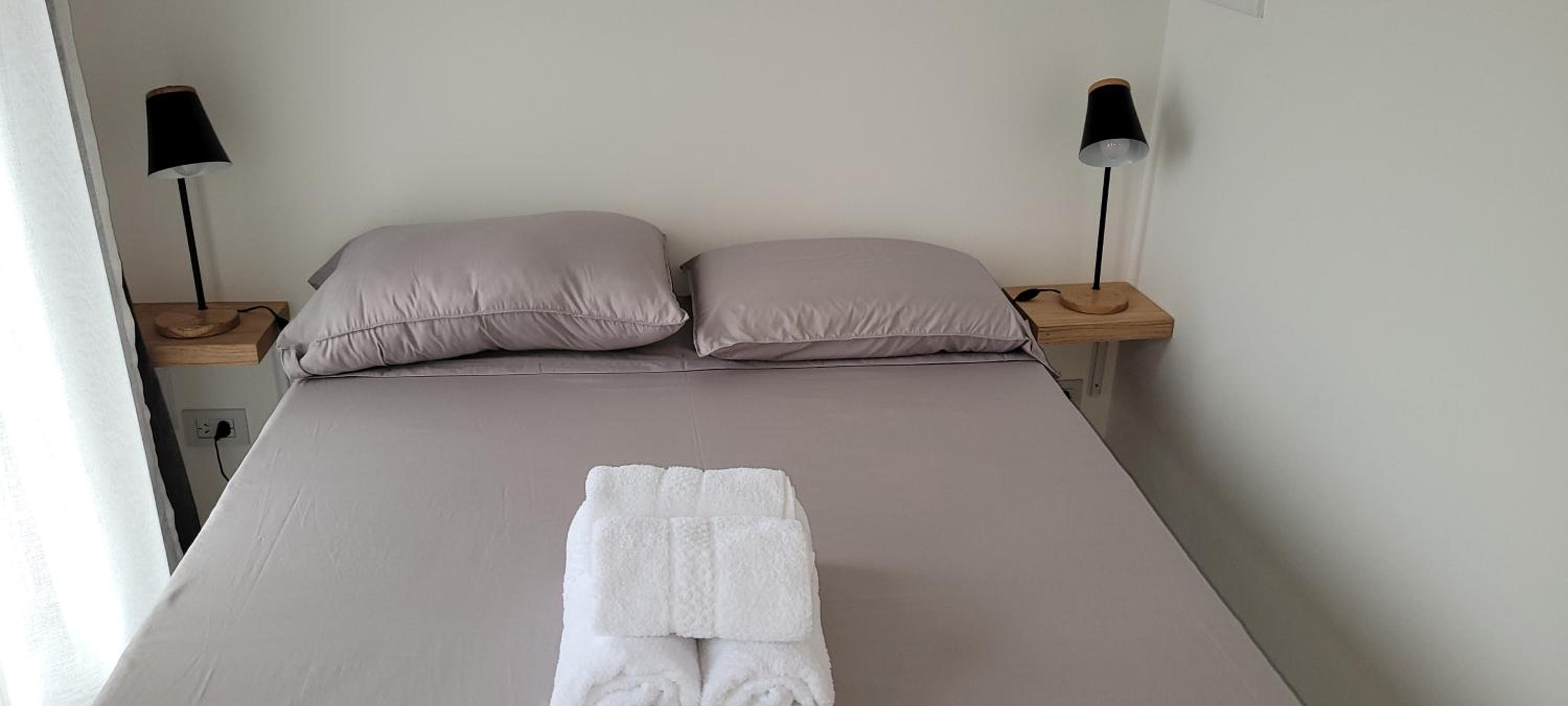 One-Bedroom House photo 1