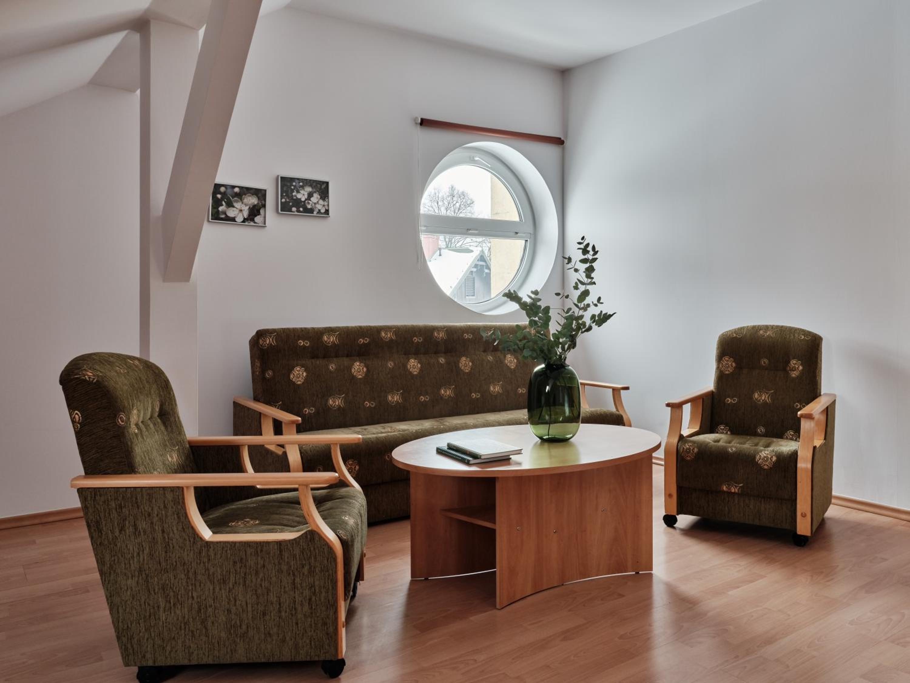 Studio with Sofa Bed photo 3