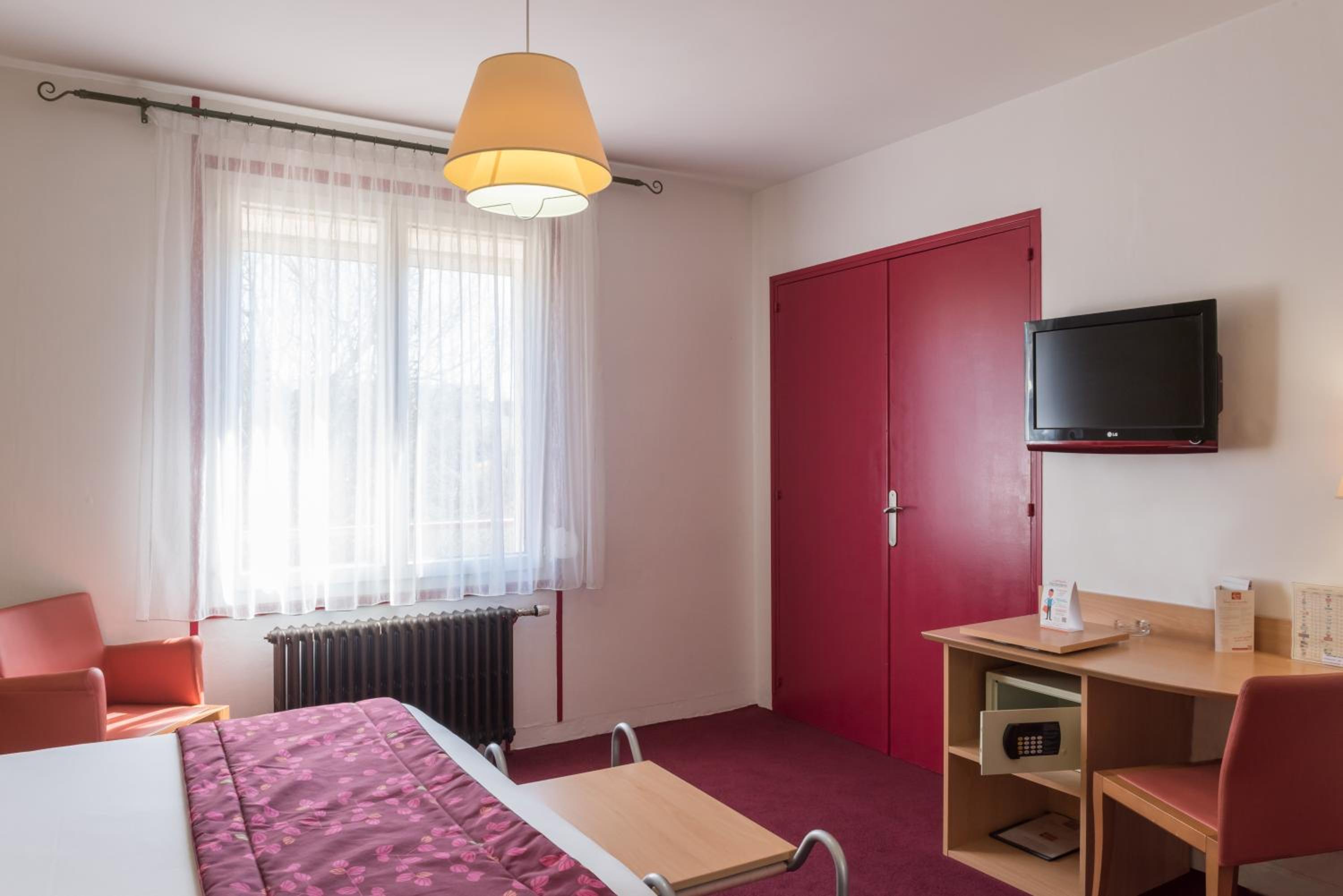 Standard Double Room photo 2