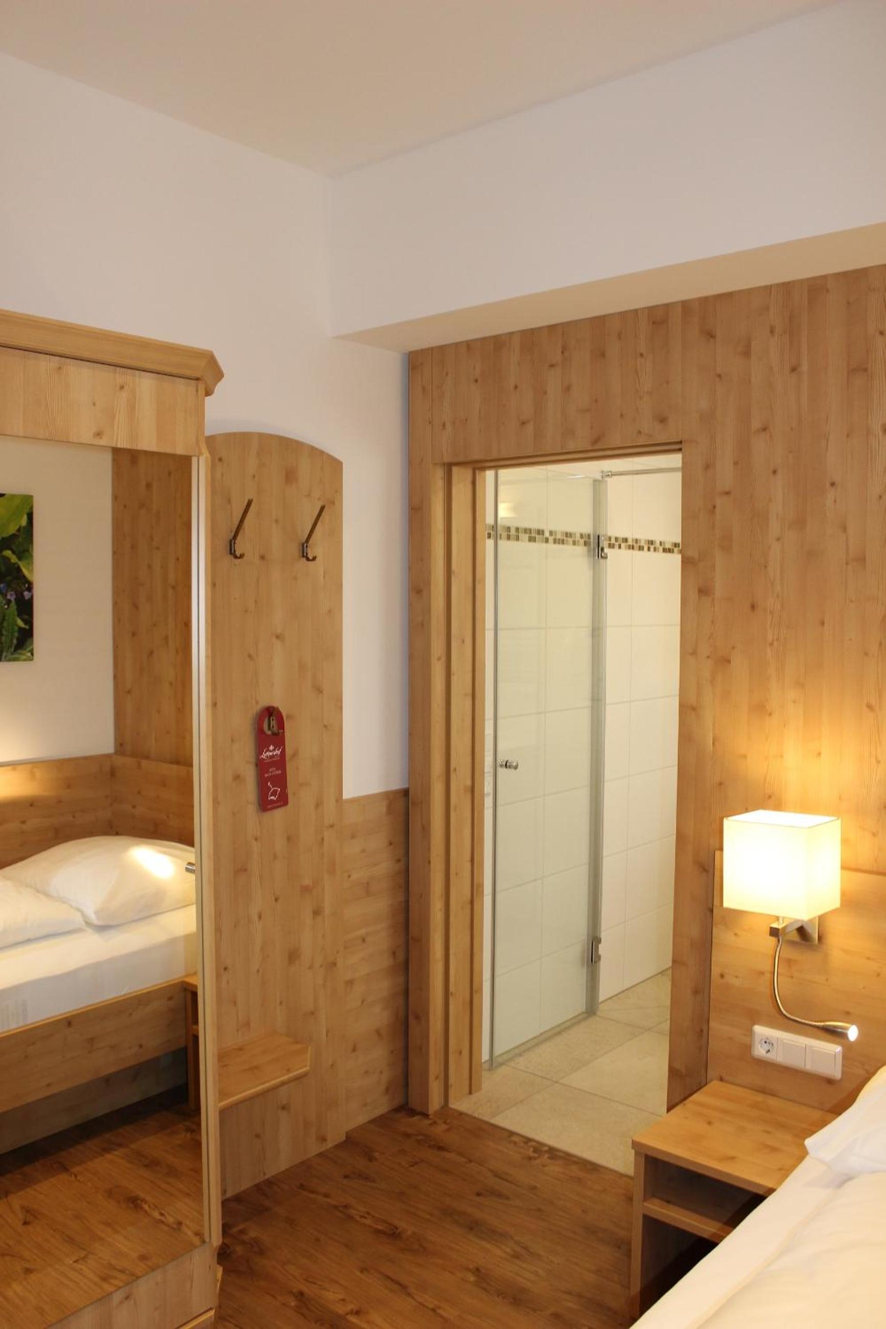 Single Room photo 3