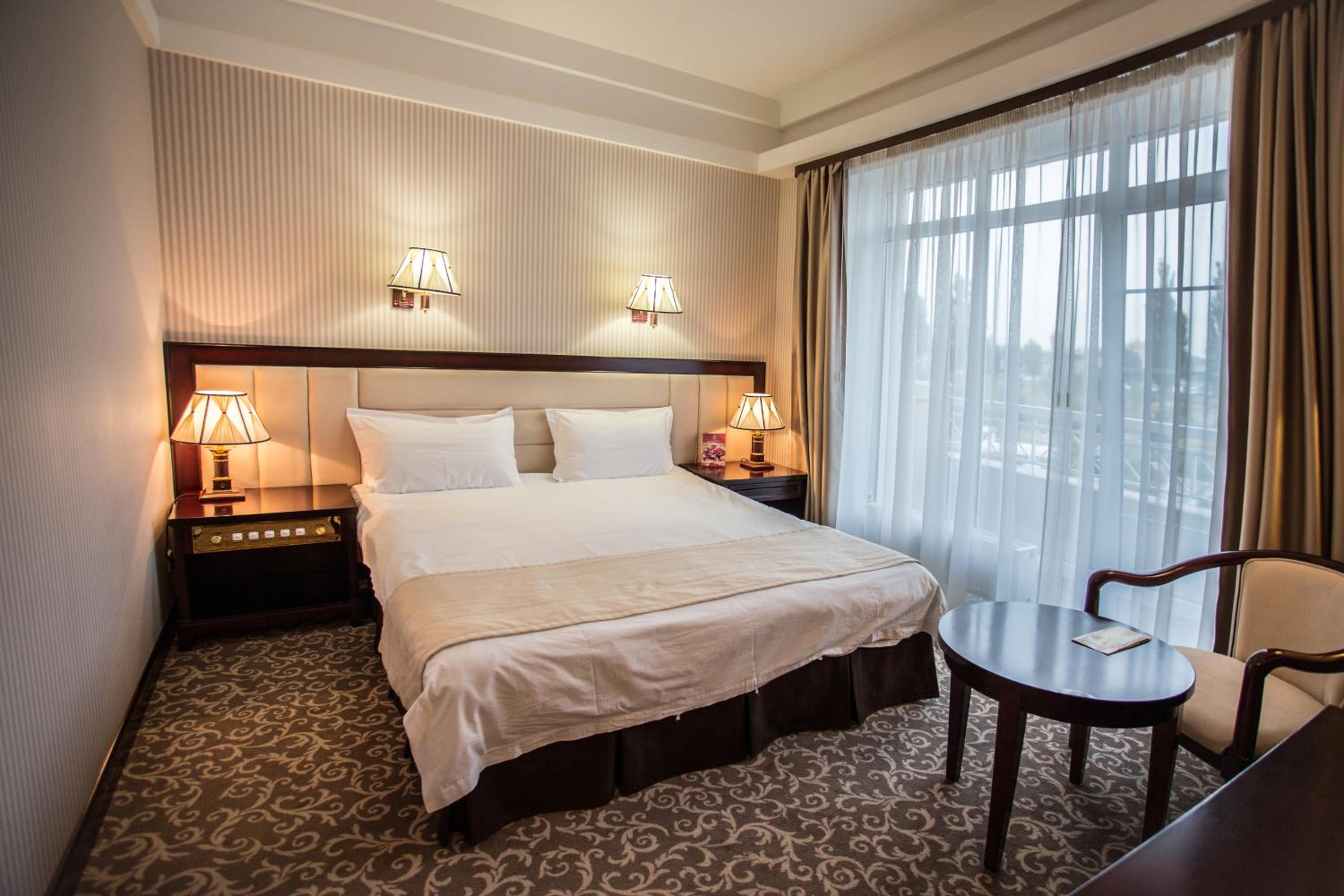 Standard Double or Twin Room photo 3