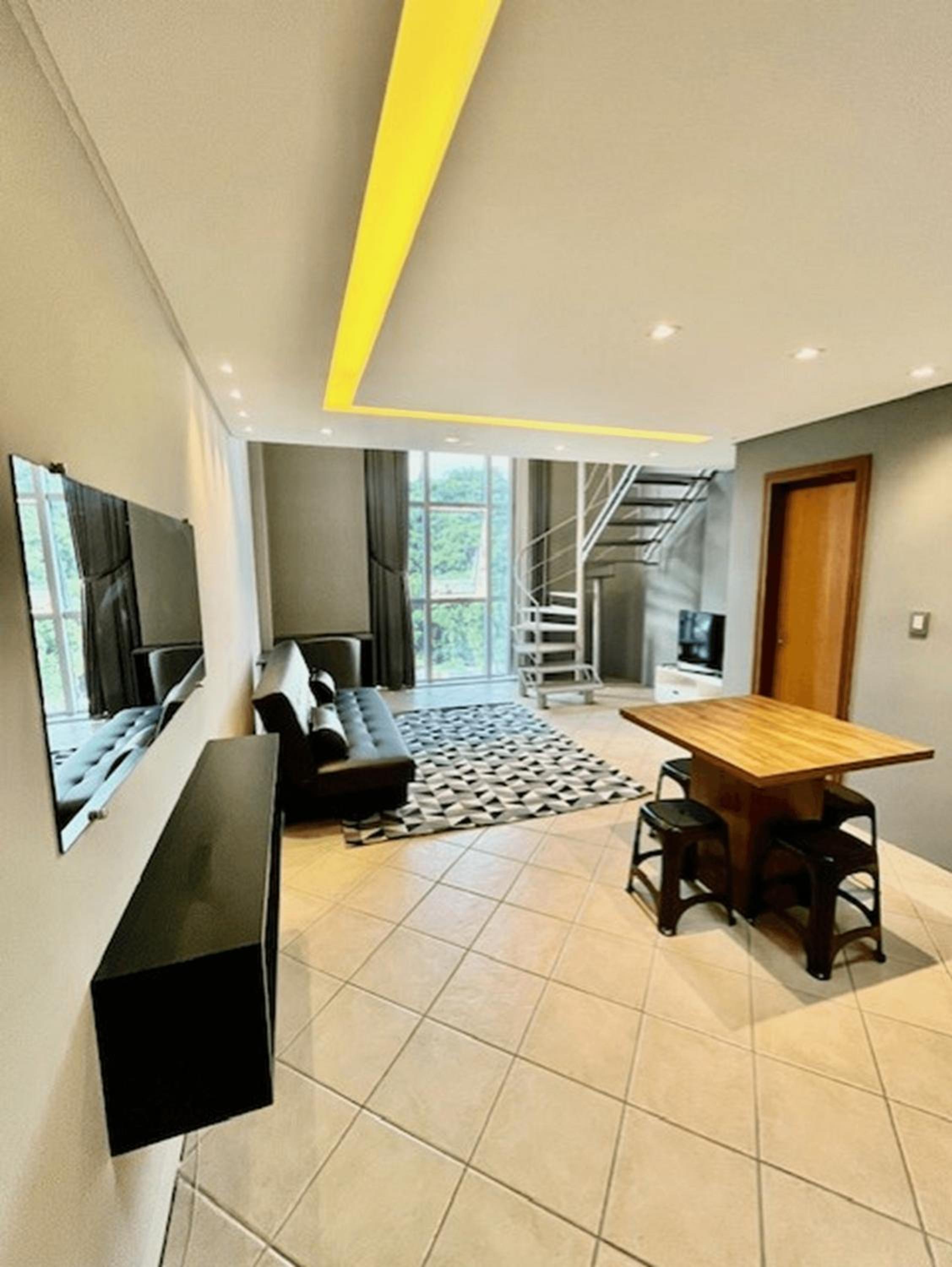Loft photo 3