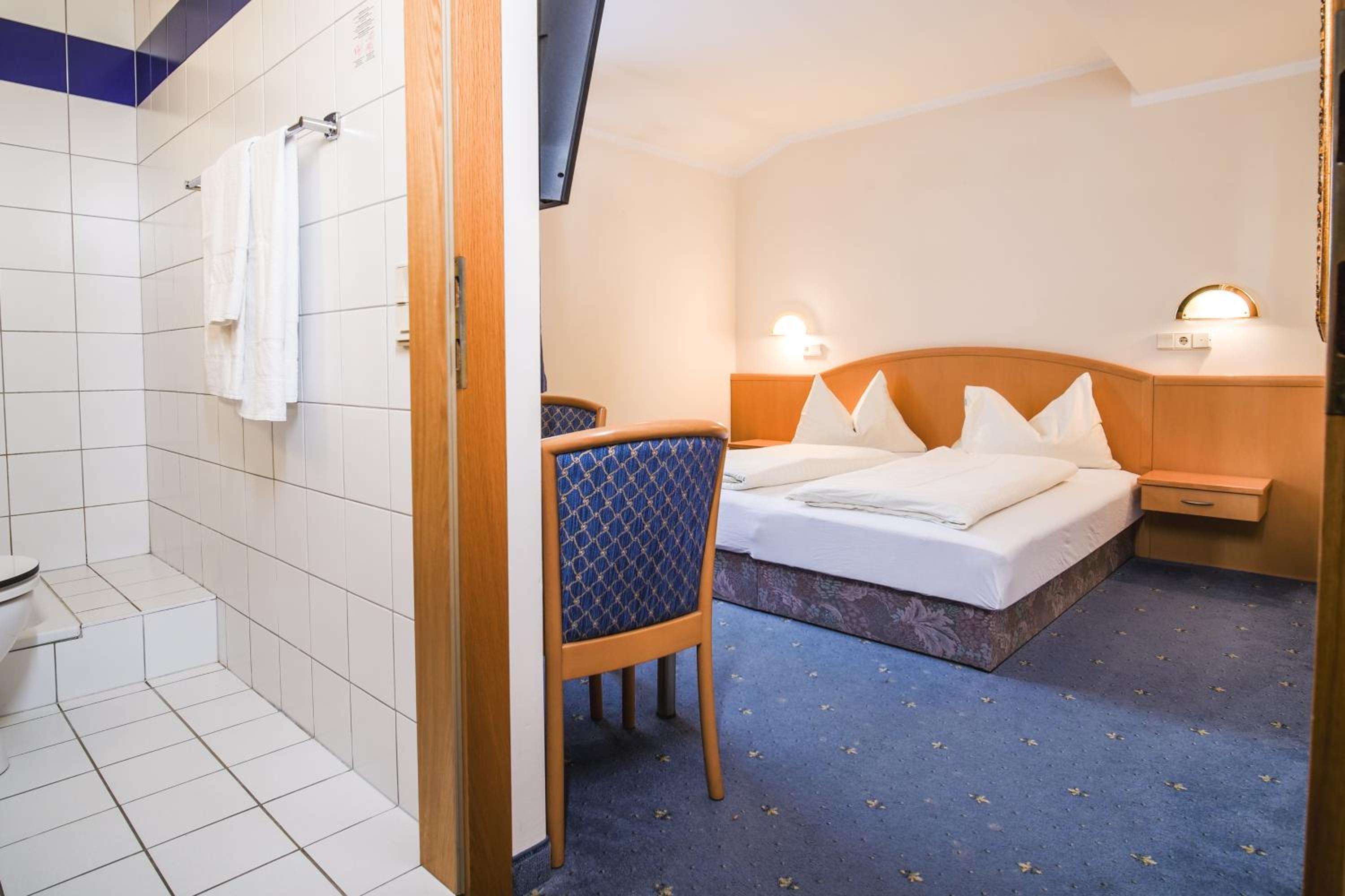 Standard Double Room photo 1