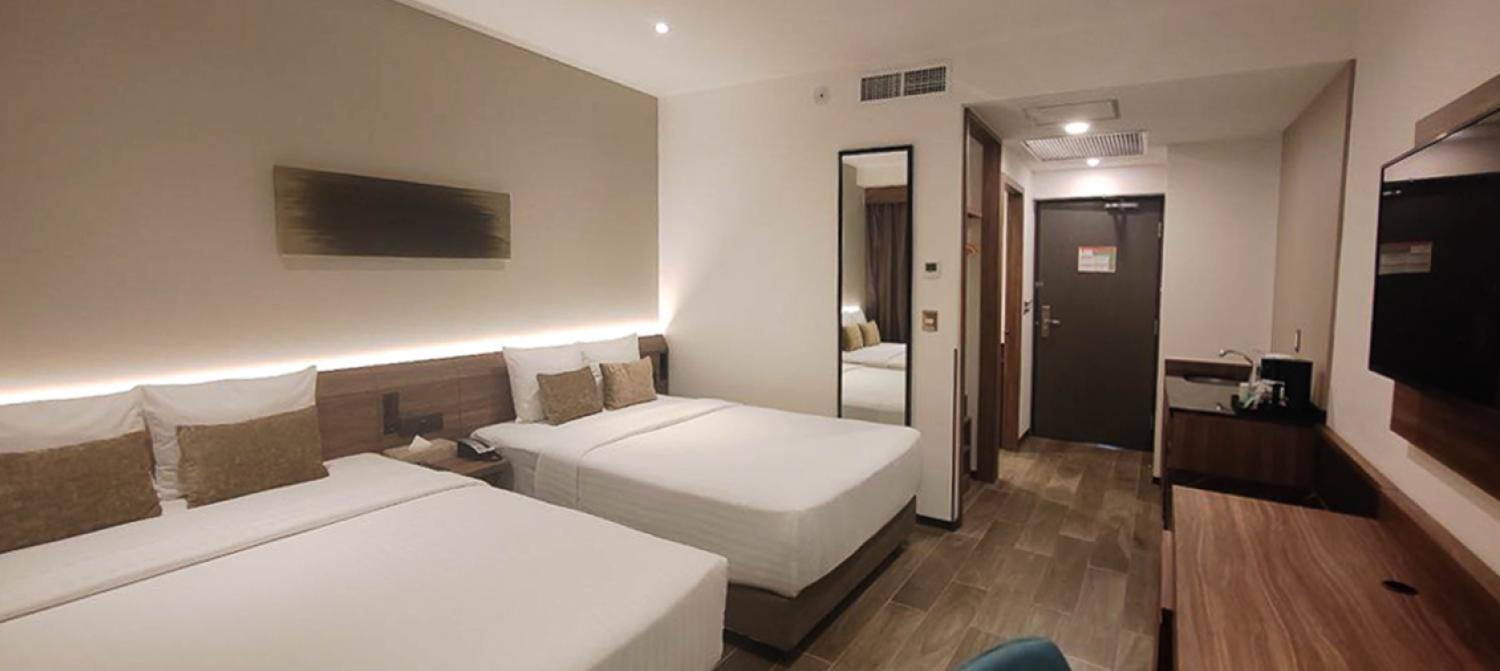 Standard Twin Room - Photo 1