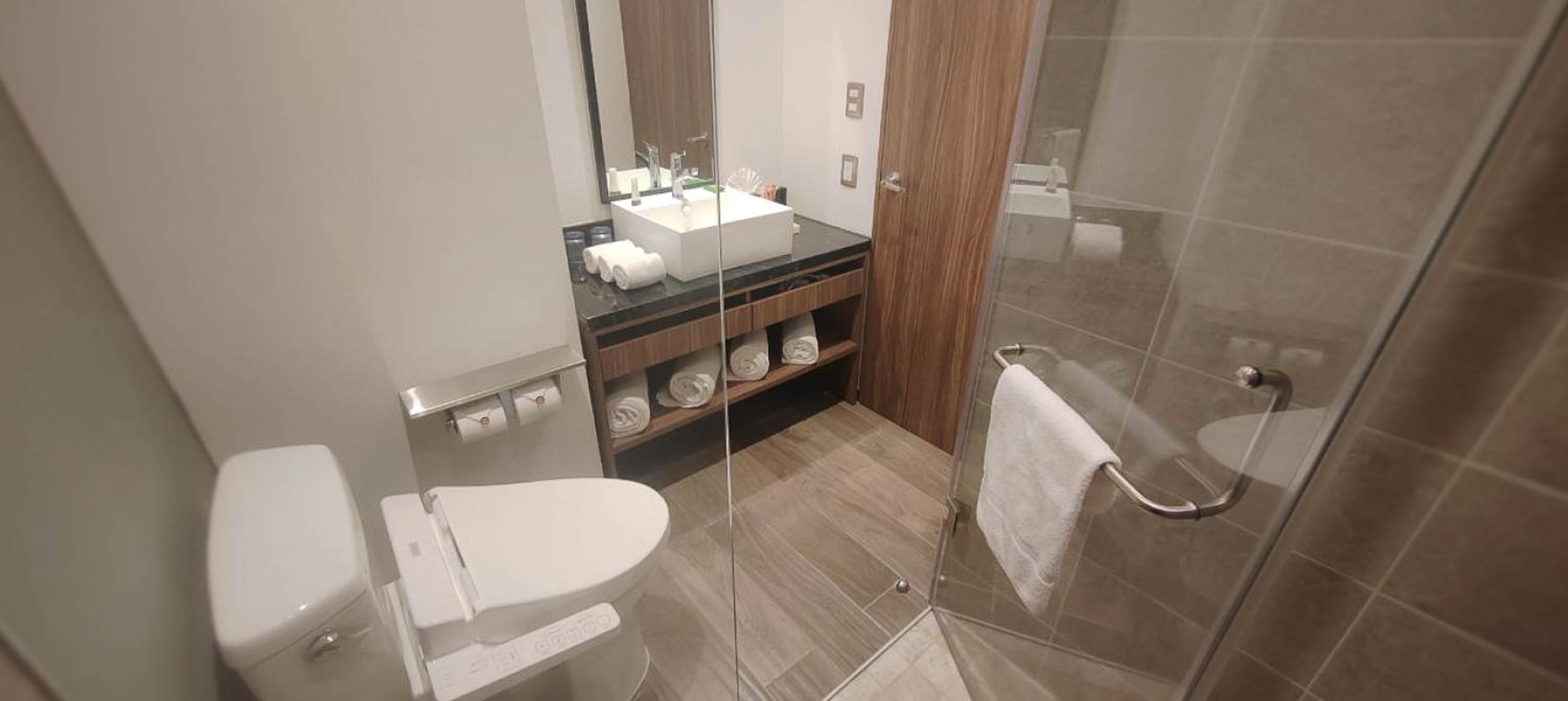 Standard Twin Room - Photo 3