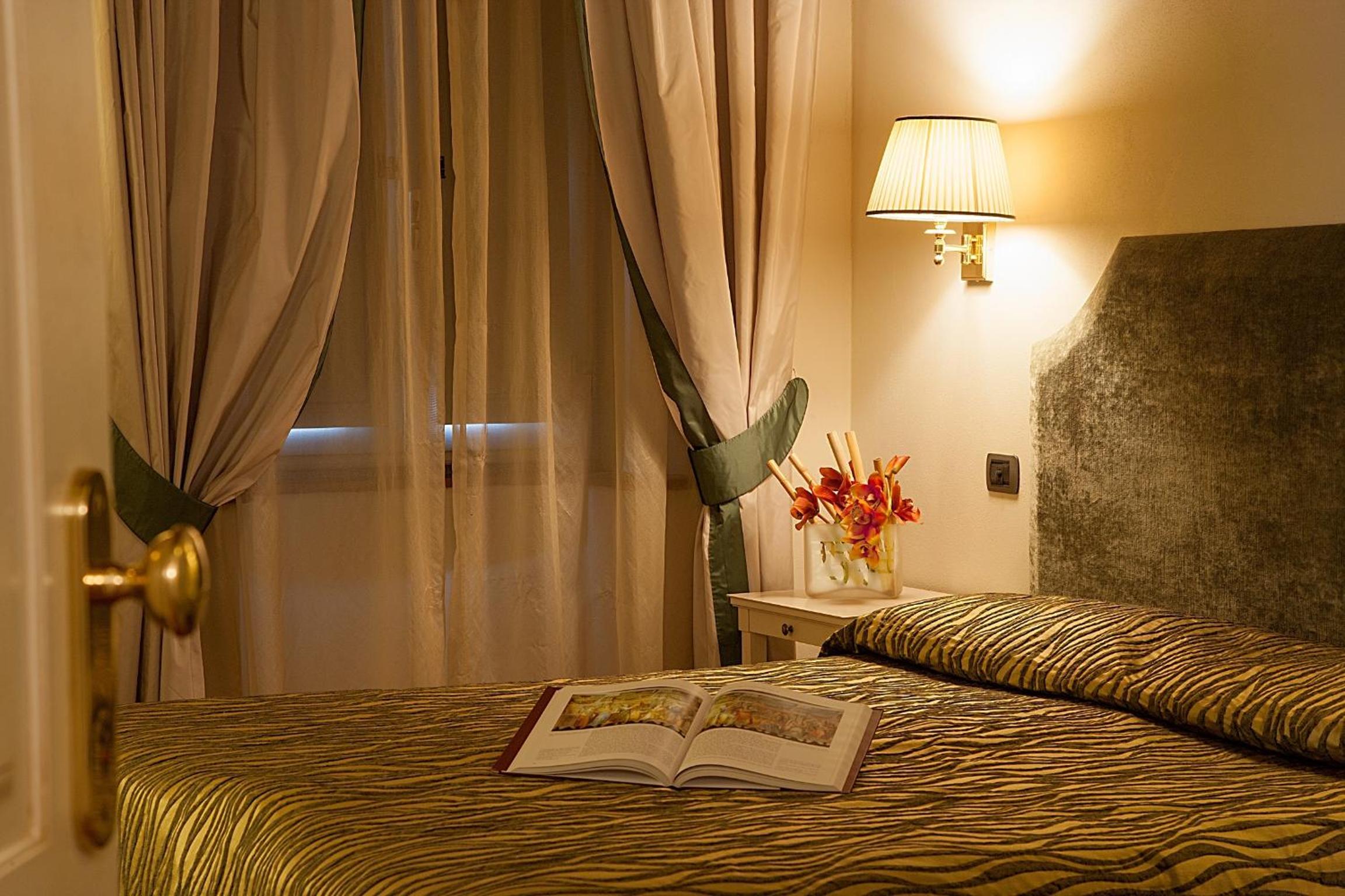 Double Room - Photo 1