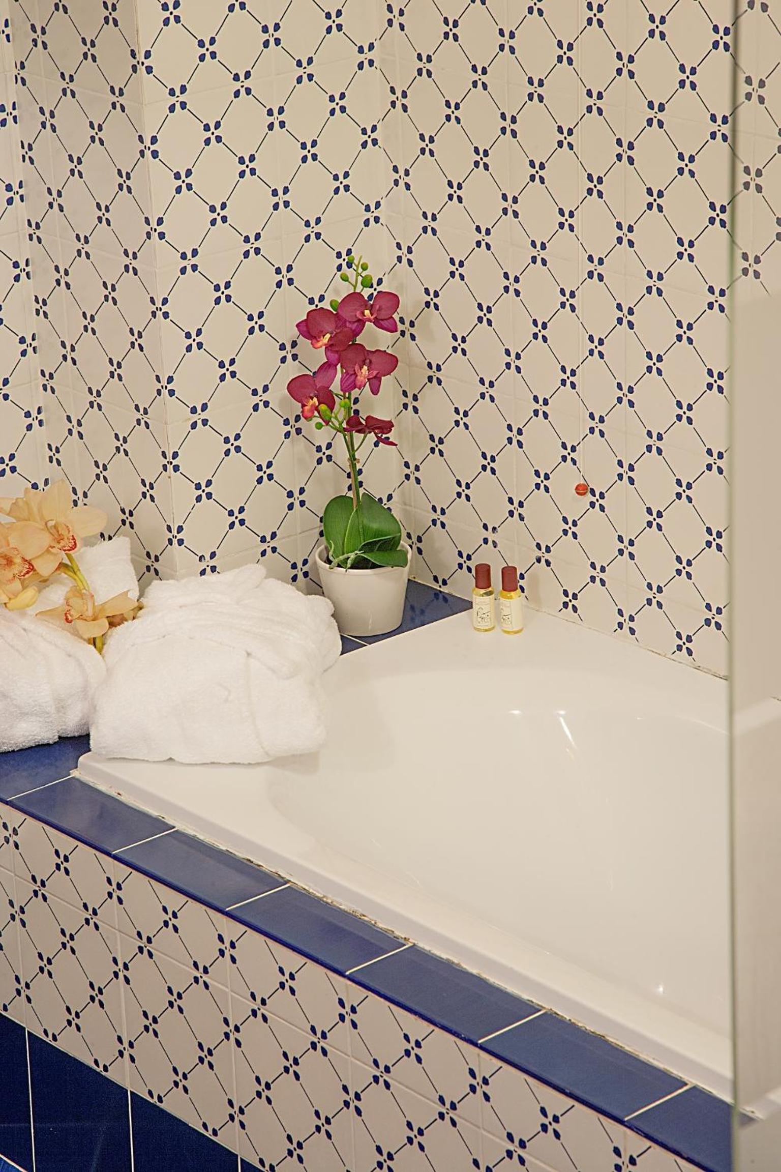 Superior Double Room - Photo 2