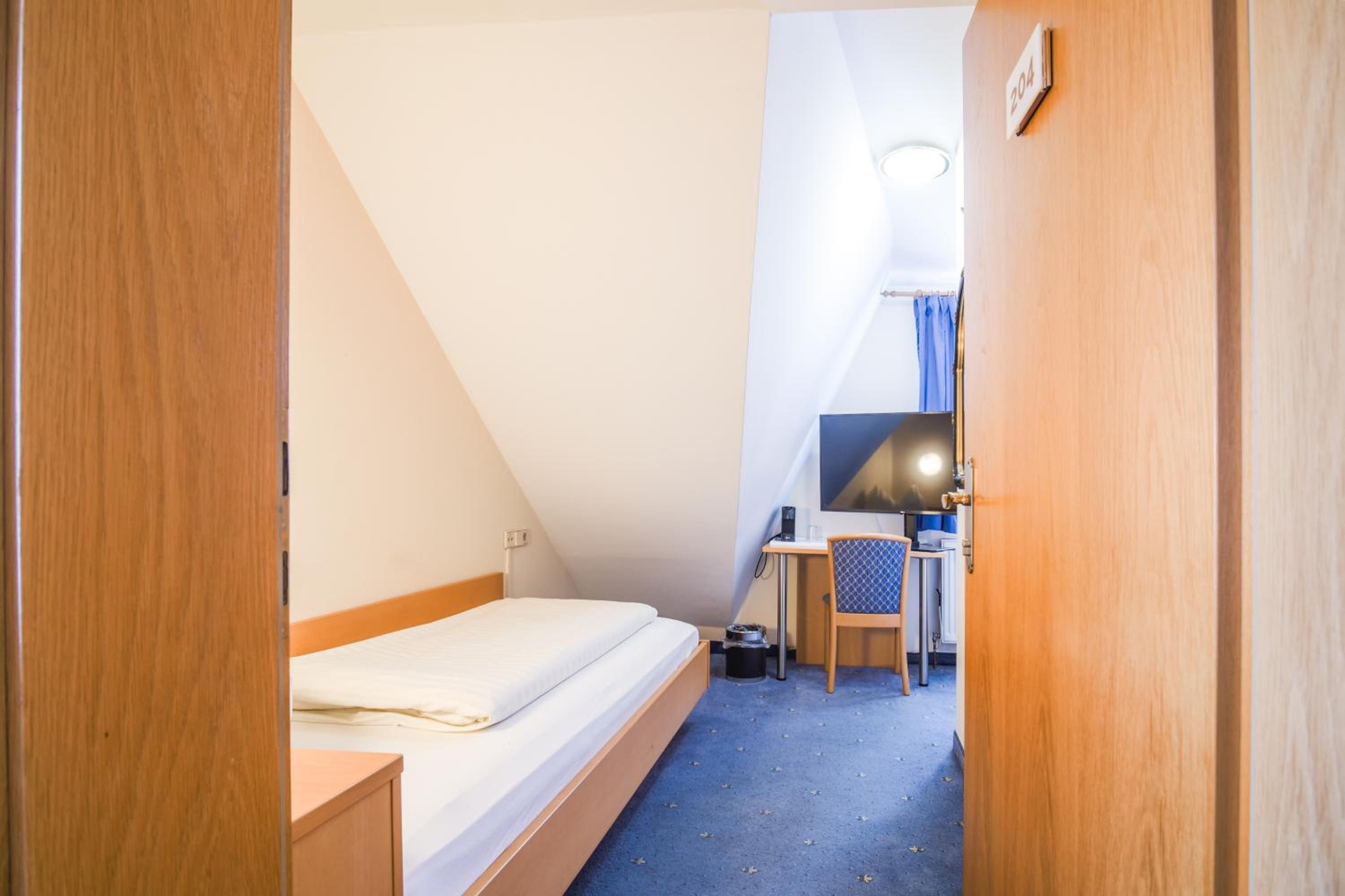 Single Room photo 1