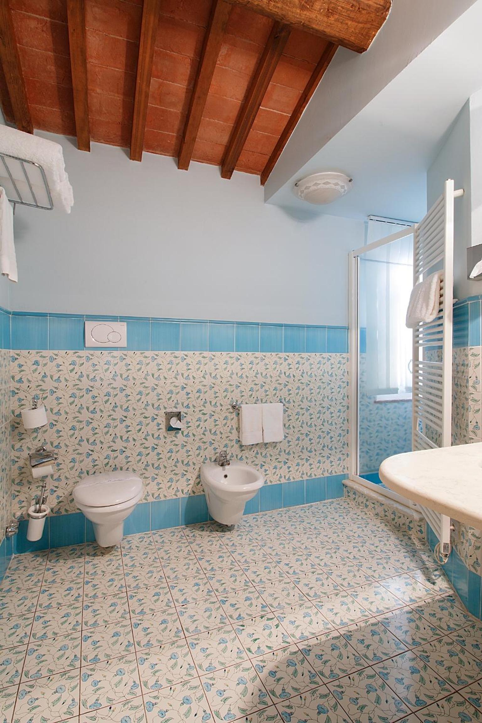 Double Room - Photo 4