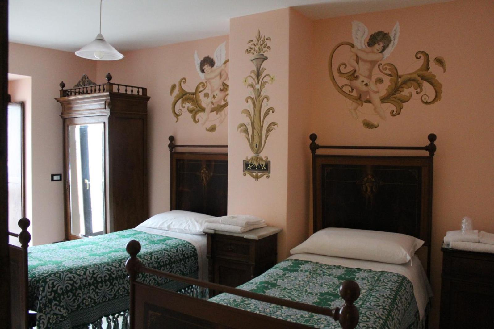 Deluxe Double Room - Photo 2