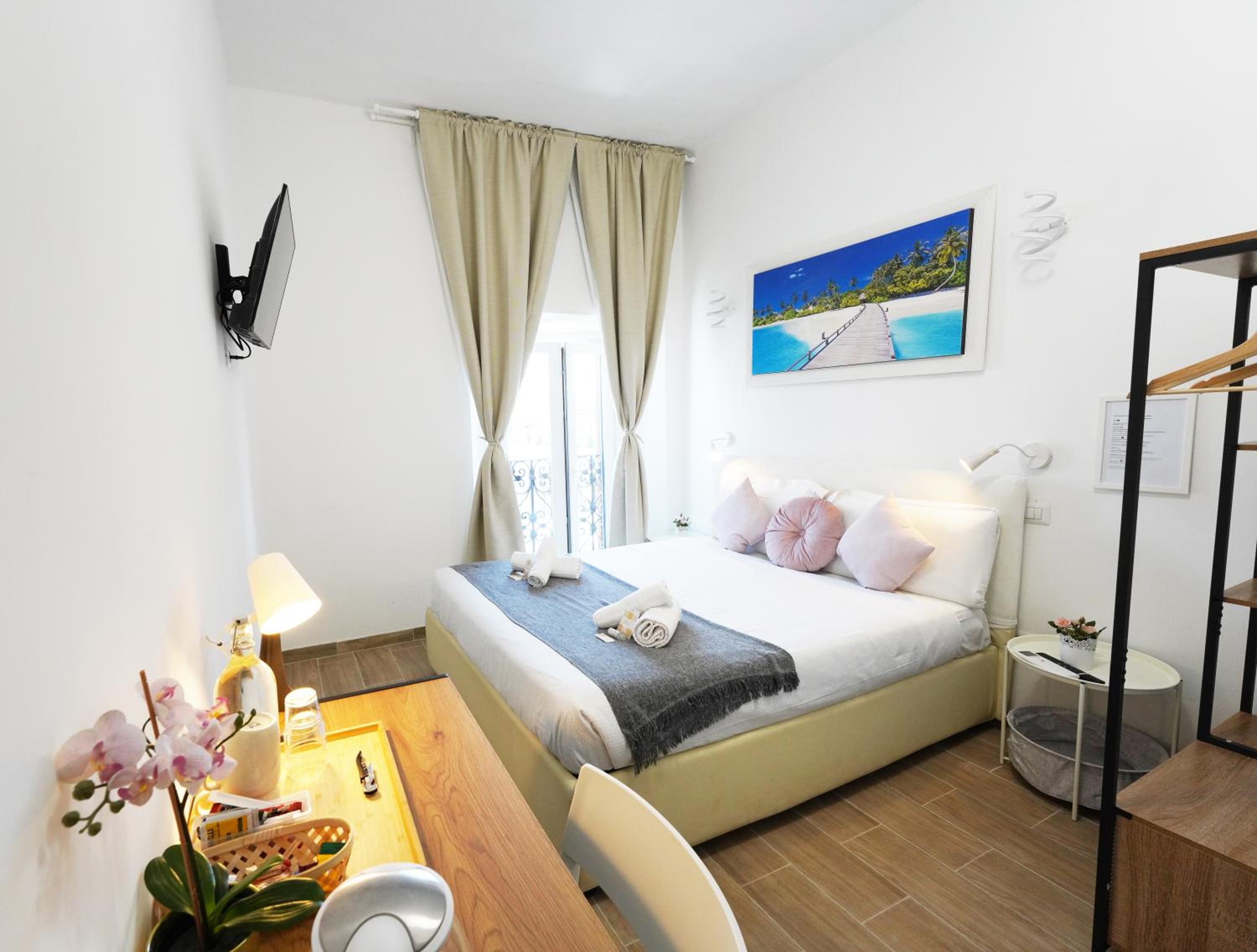 Large Double Room photo 3