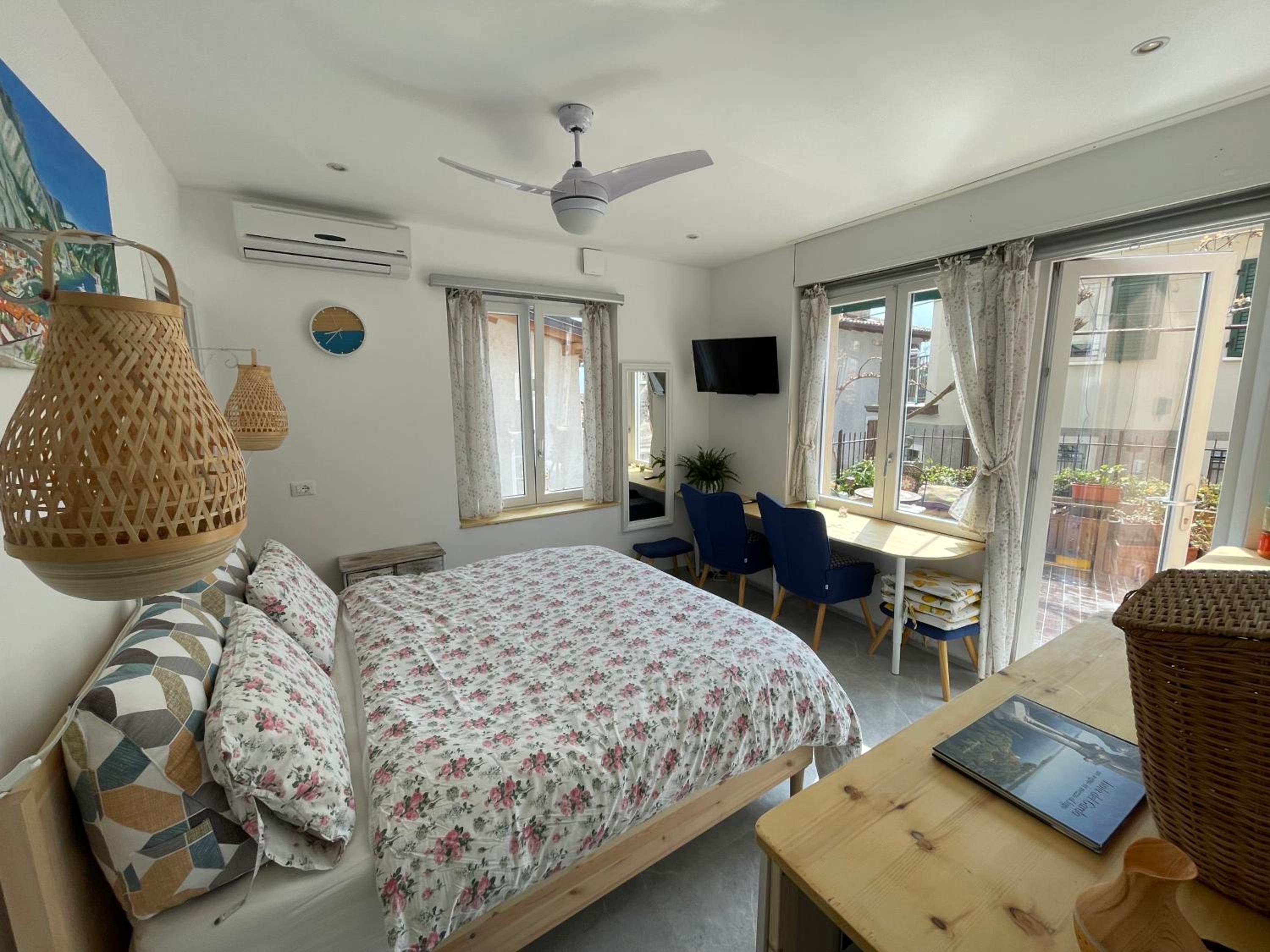 Double Room with Patio