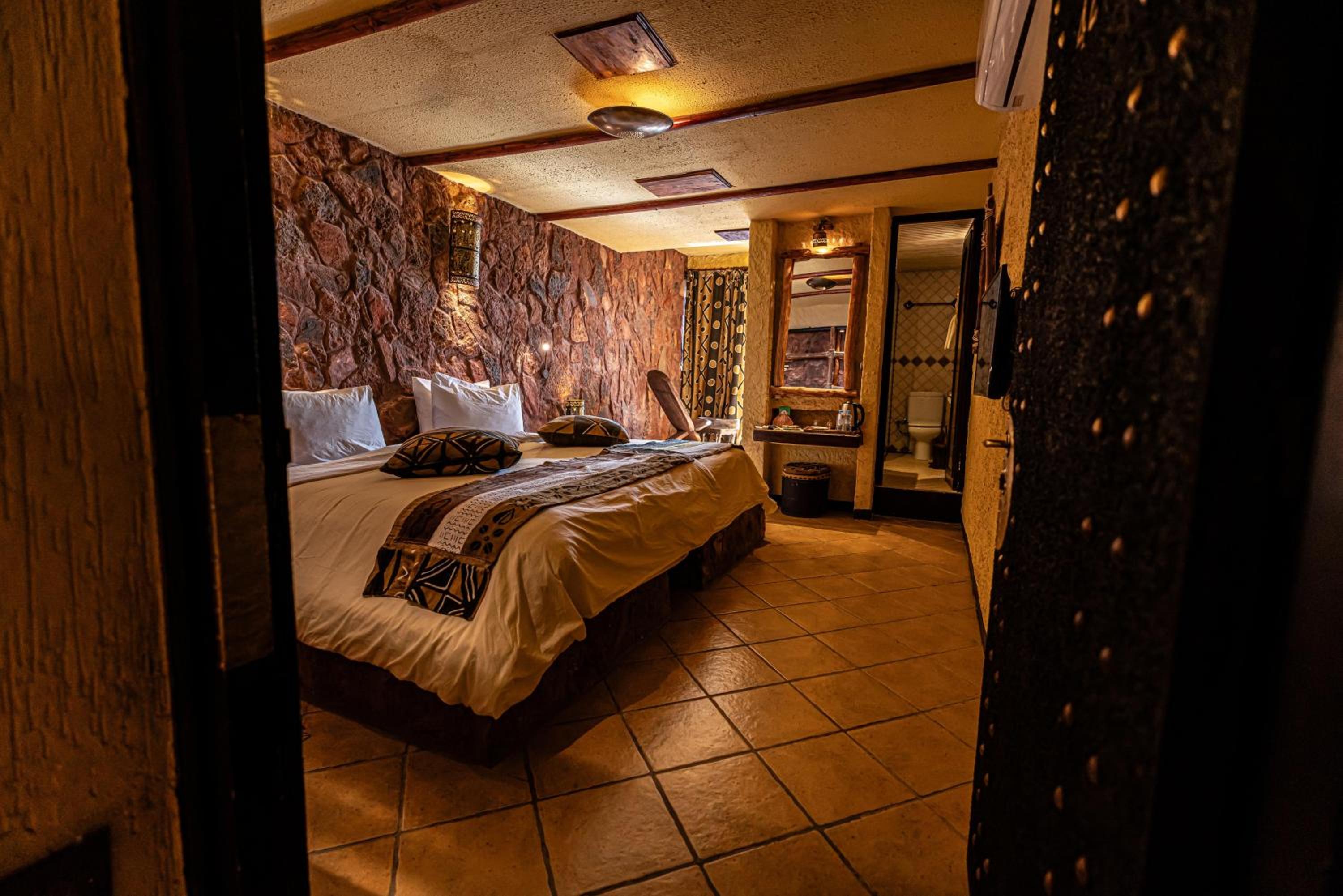 Double or Twin Room photo 3