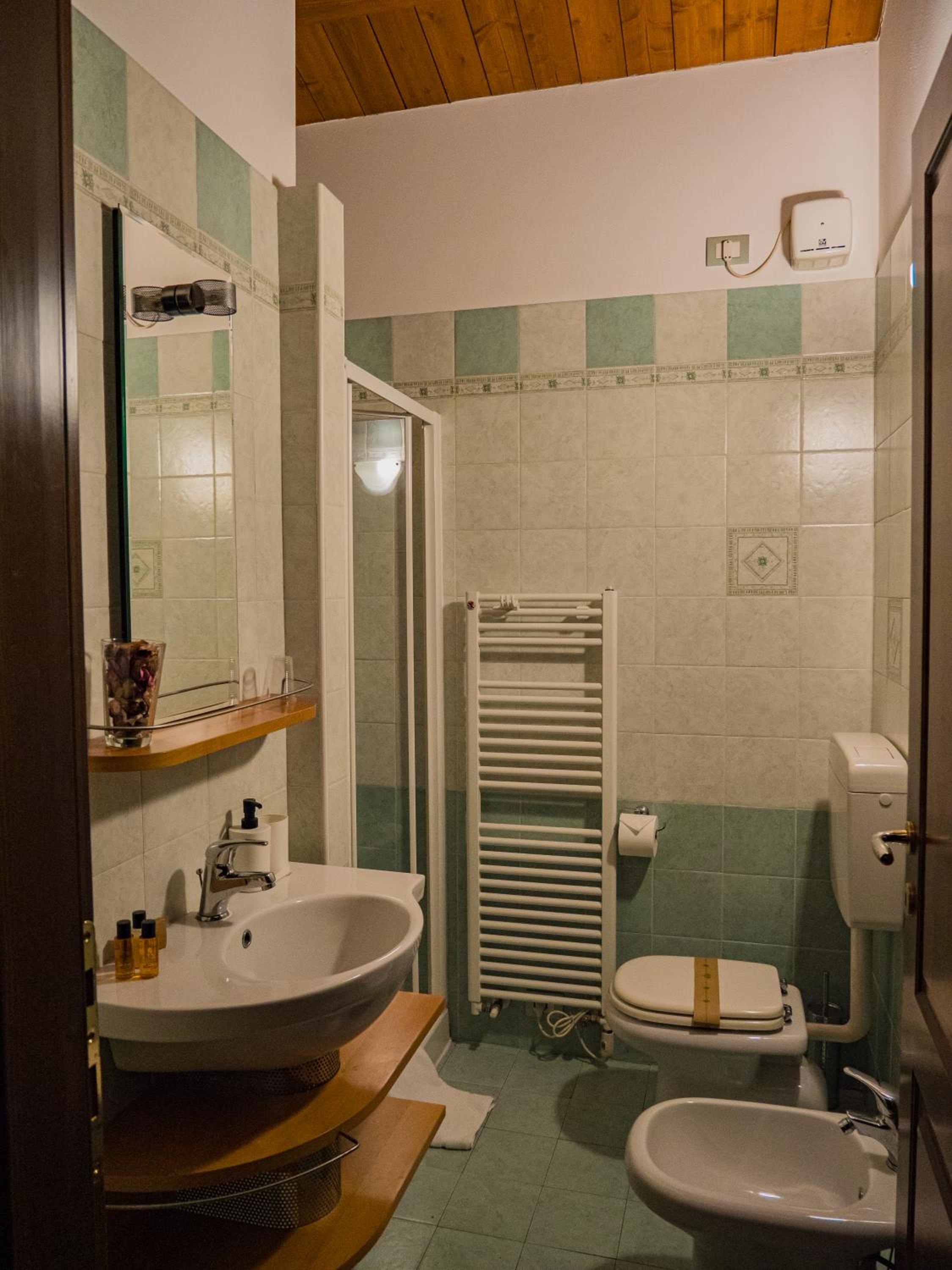 Single Room with Balcony photo 2