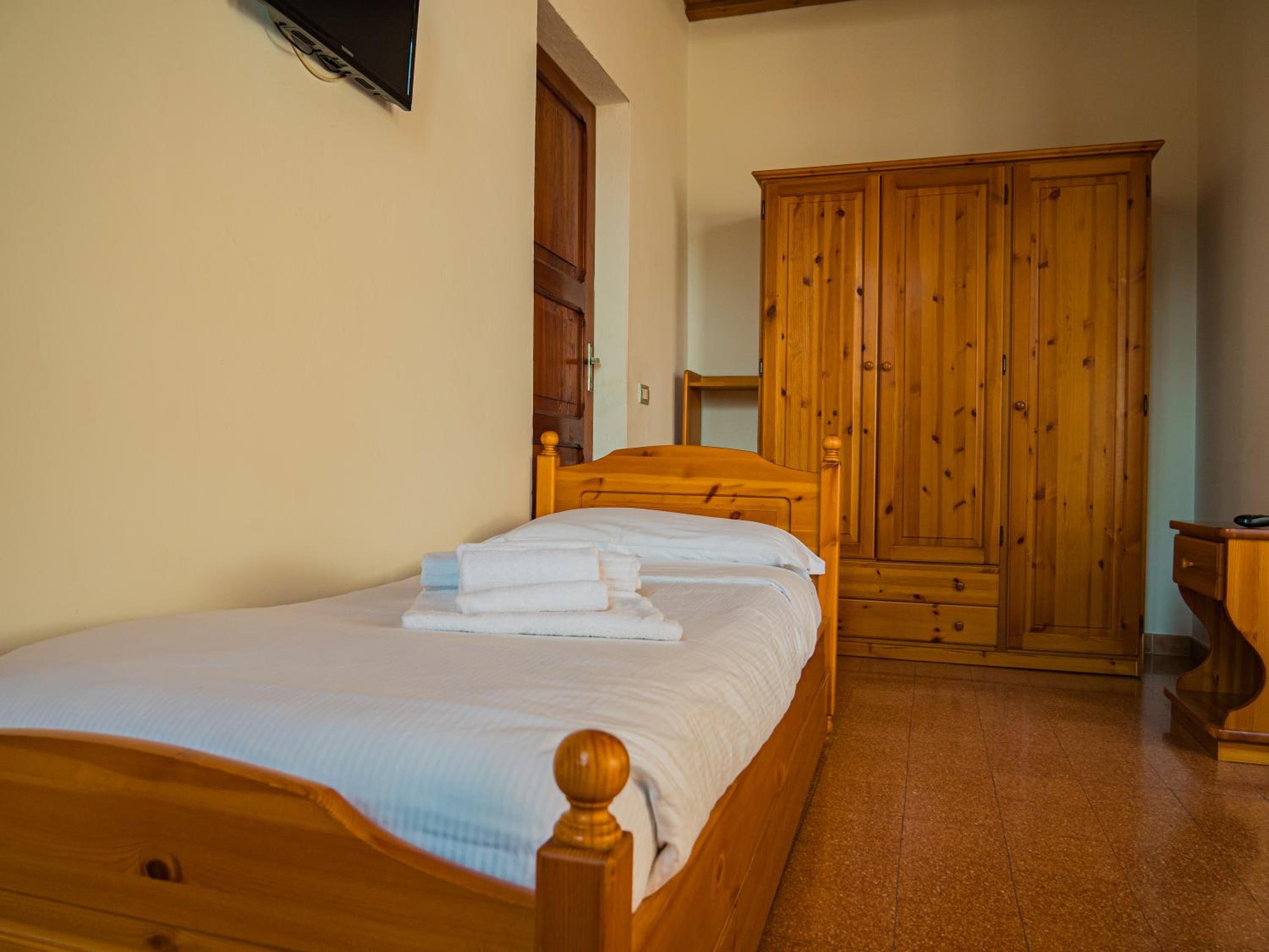 Single Room with Balcony photo 3
