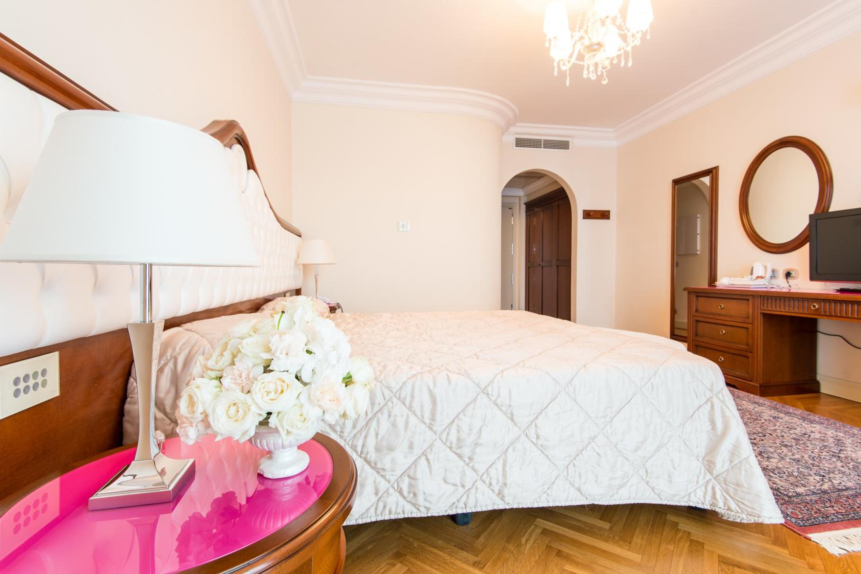 Deluxe Double Room - Photo 2