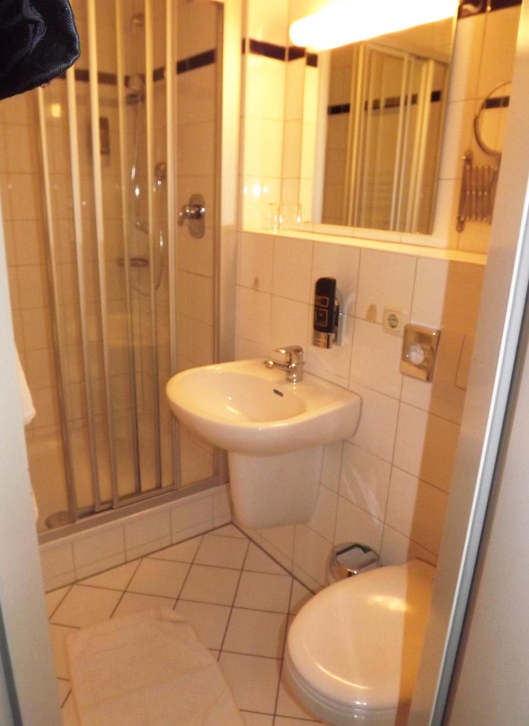 Double Room - Photo 2