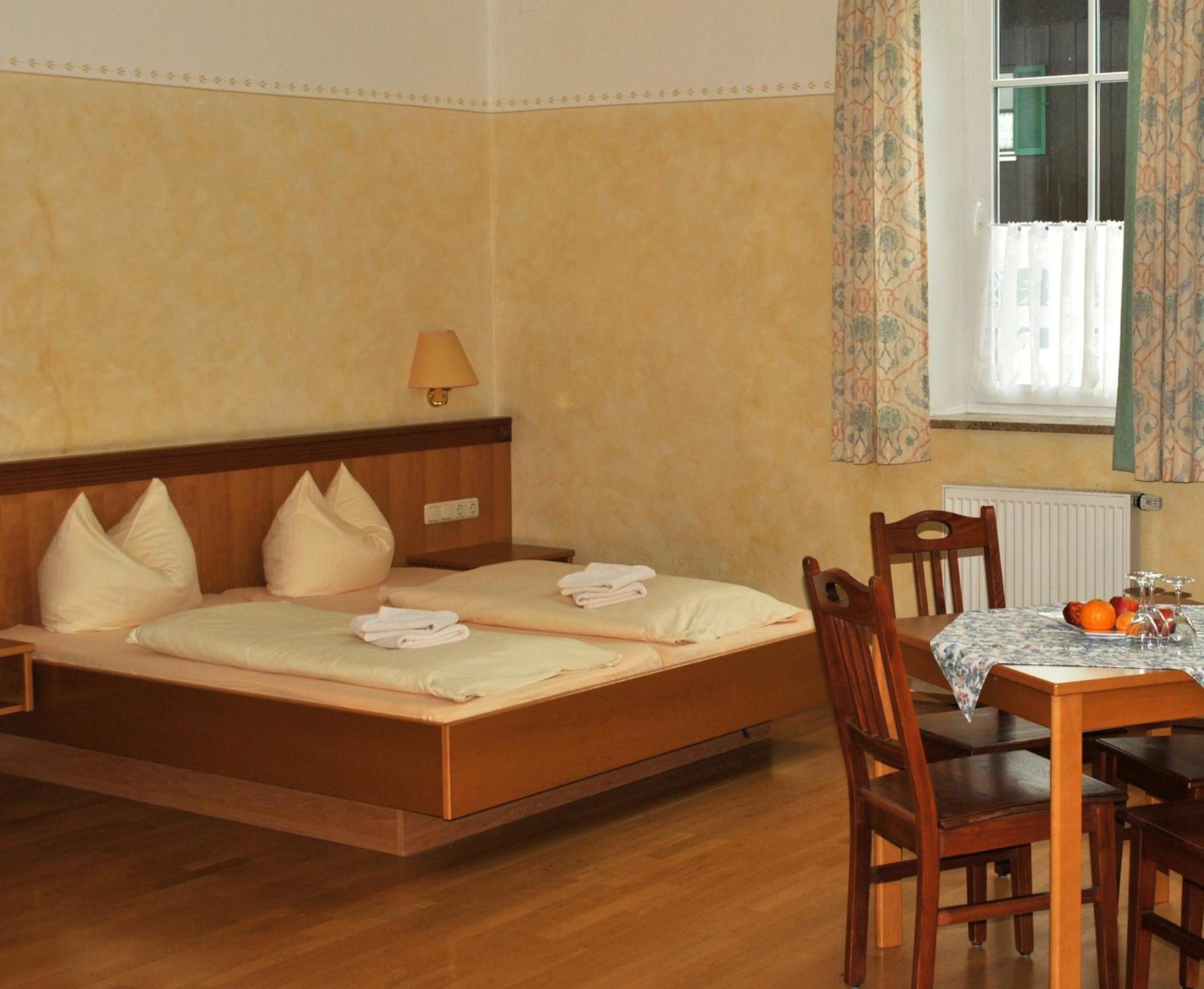 Double Room - Photo 5