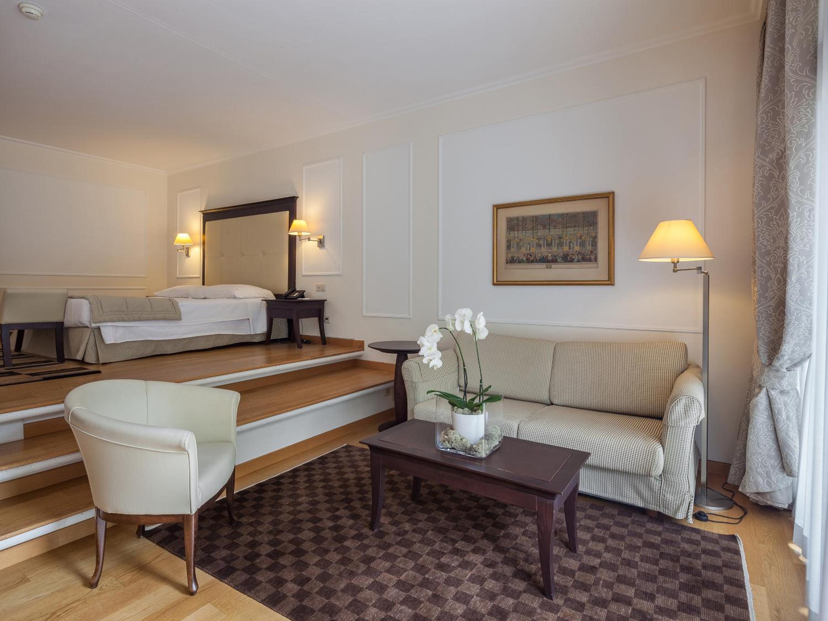 Double Room - Photo 2
