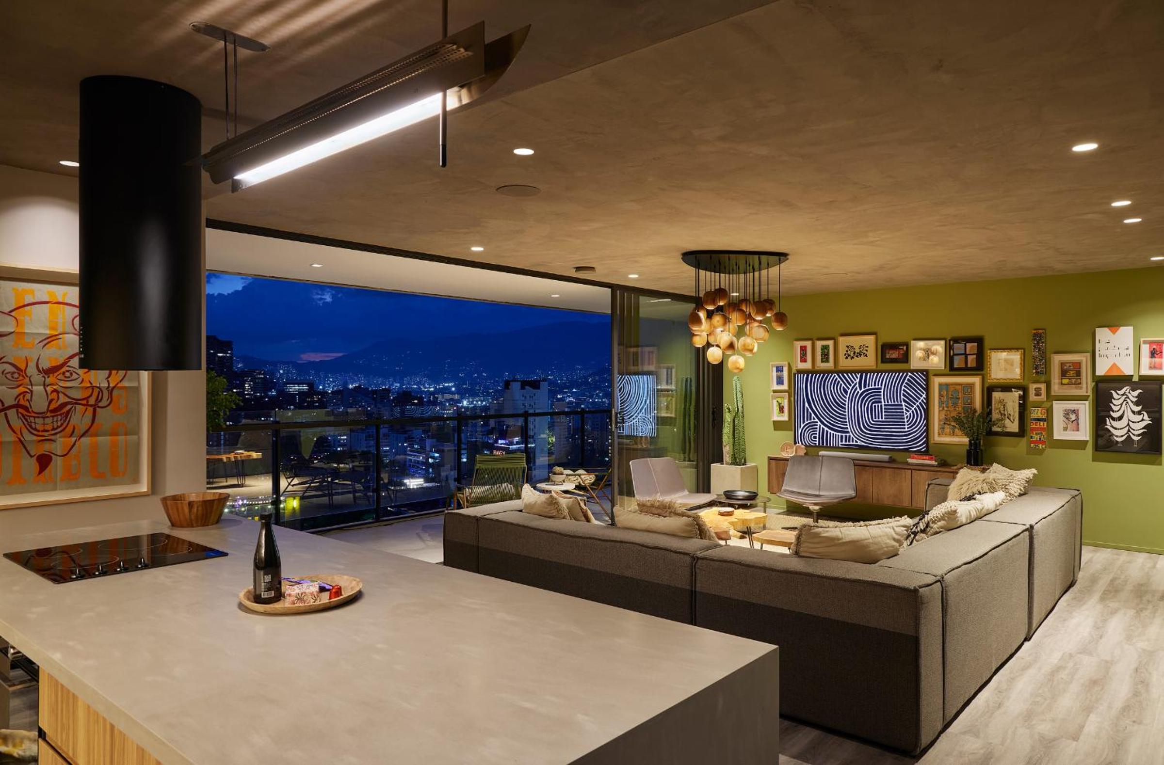 Apartment With Balcony