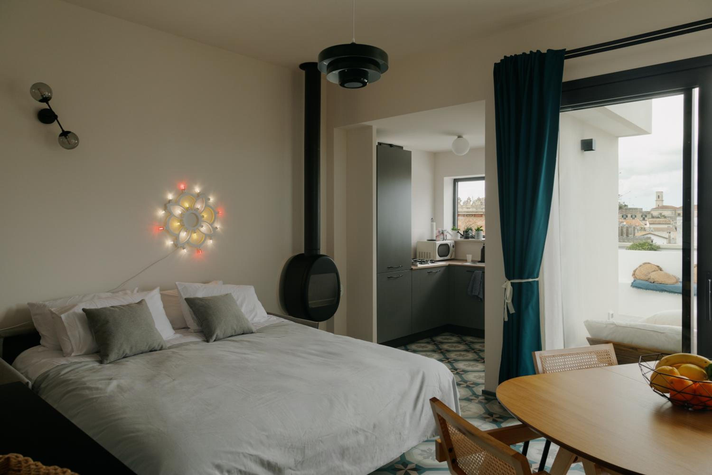 Studio Apartment