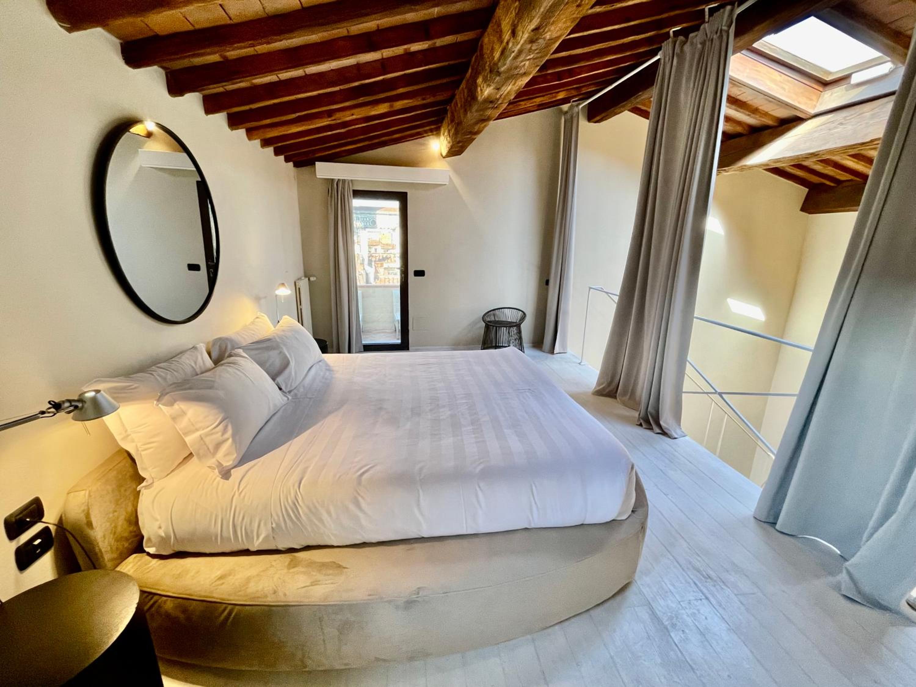 Penthouse Apartment with Terrace and View photo 1