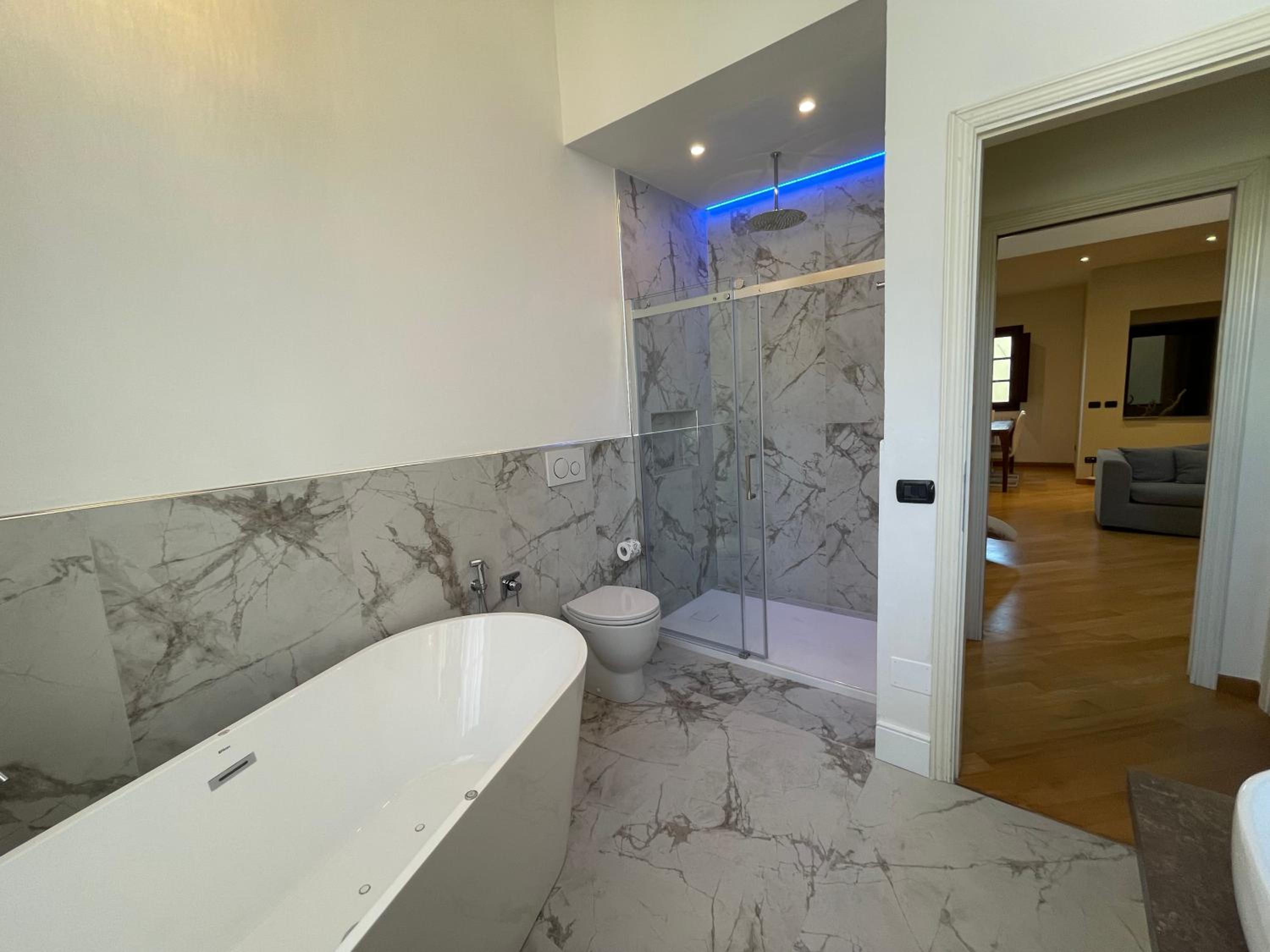 Penthouse Apartment with Terrace and View photo 2