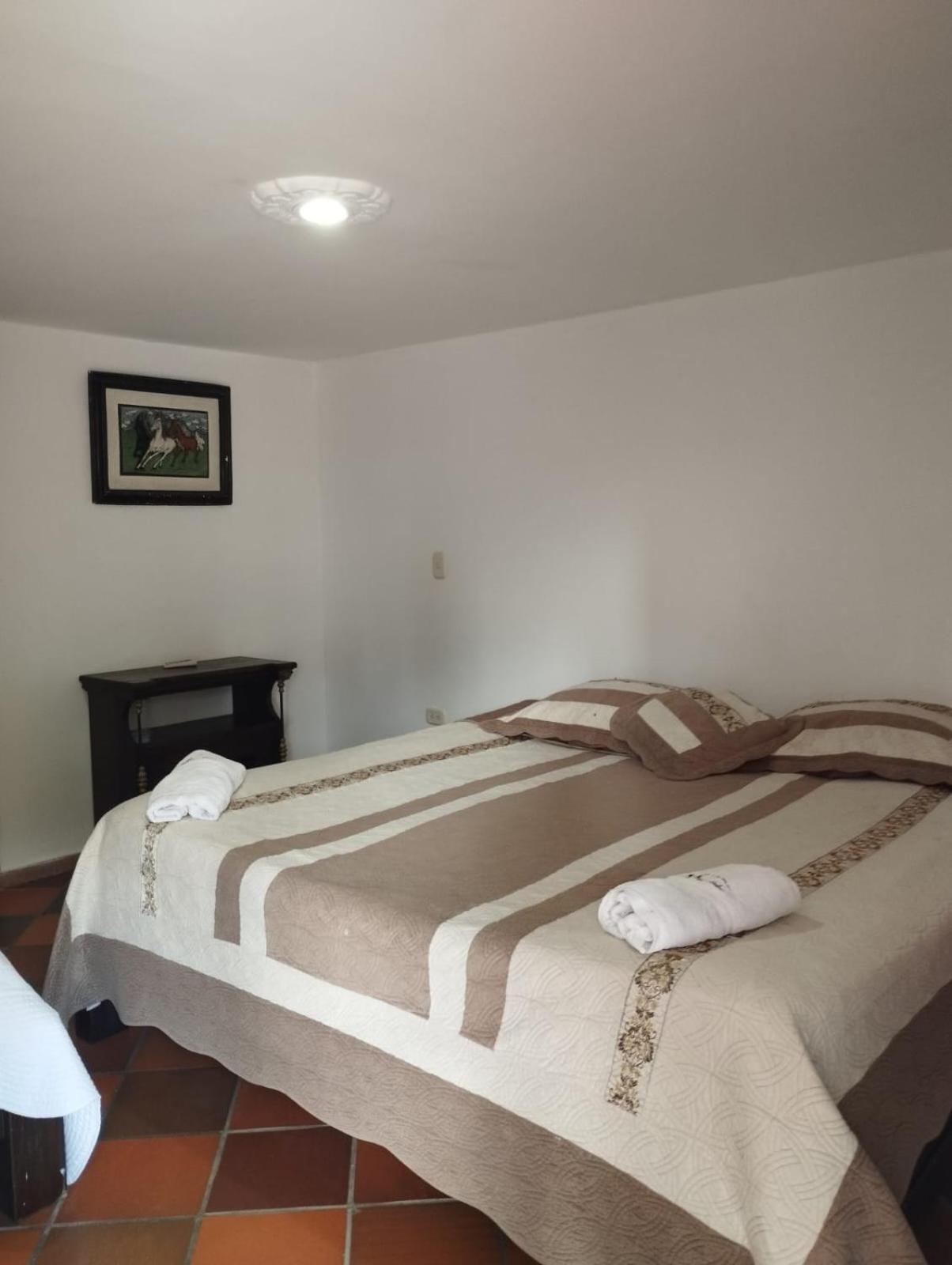 Family Room with Private Bathroom photo 1