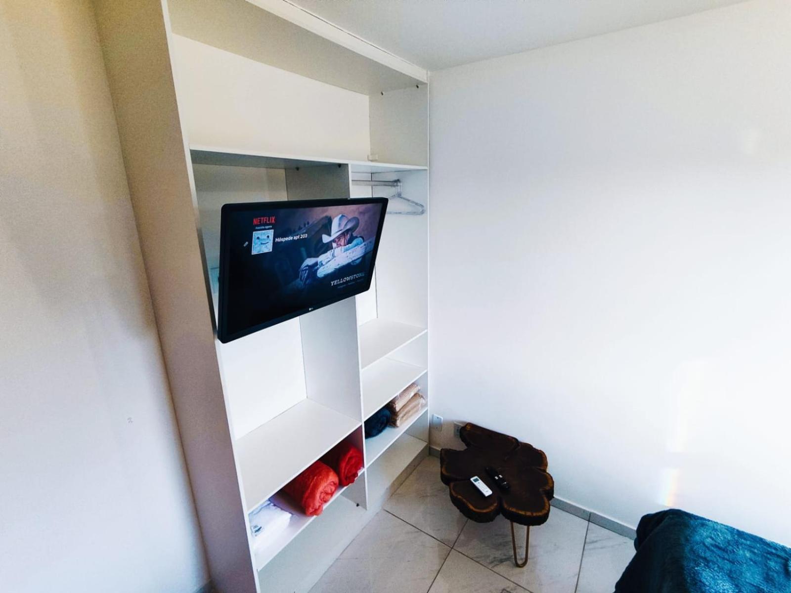 Studio Apartment photo 1