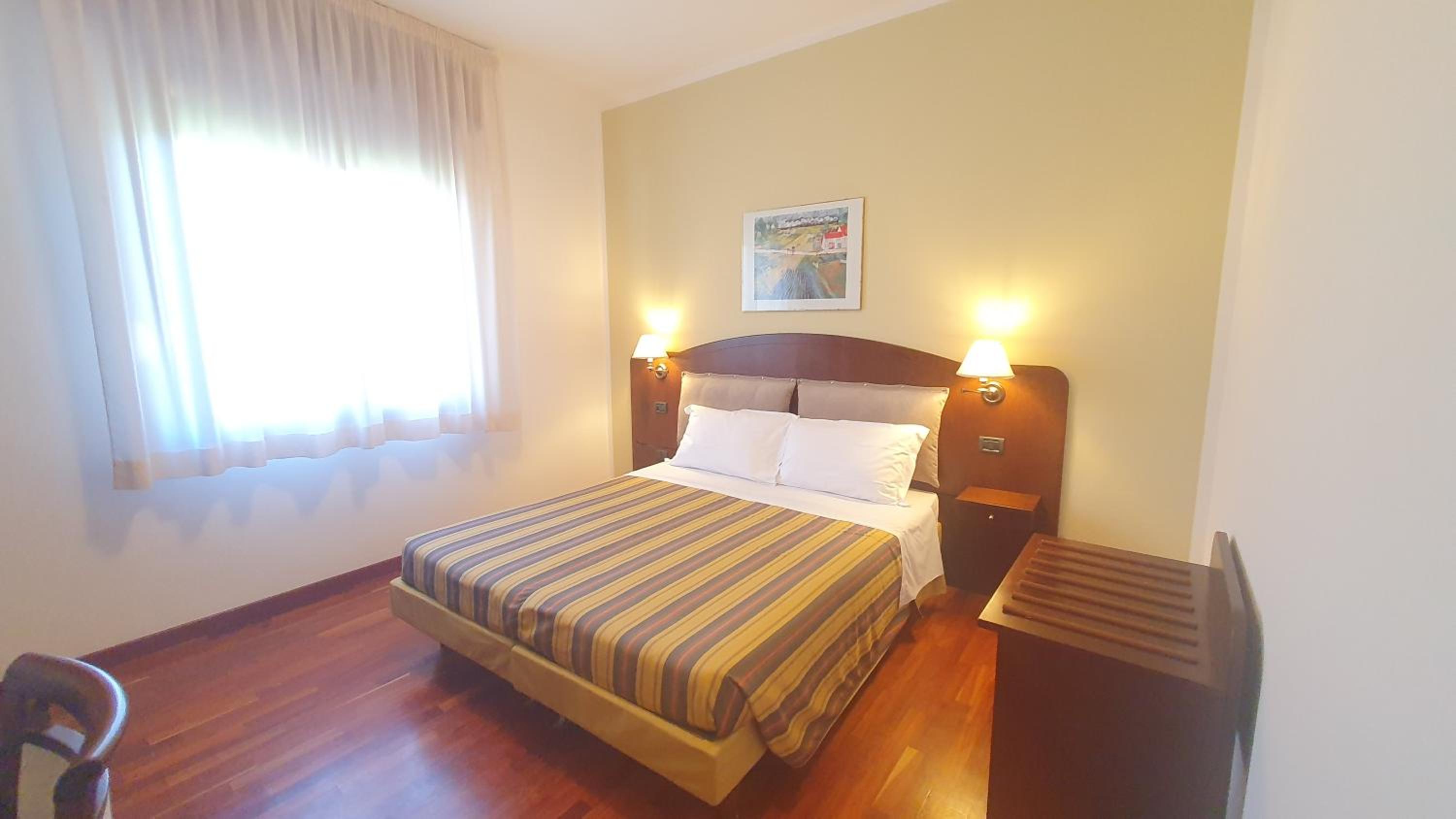 Double or Twin Room with Bathroom photo 1