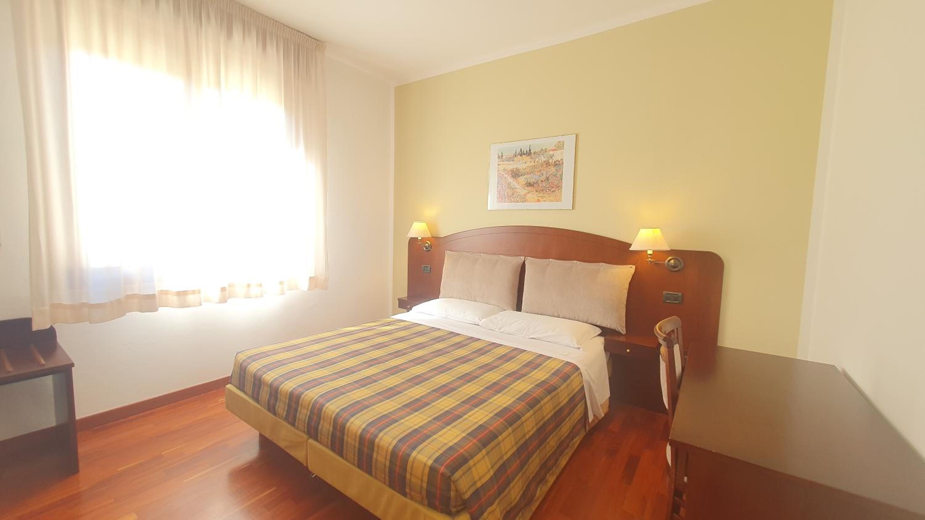 Triple Room with Bathroom photo 1
