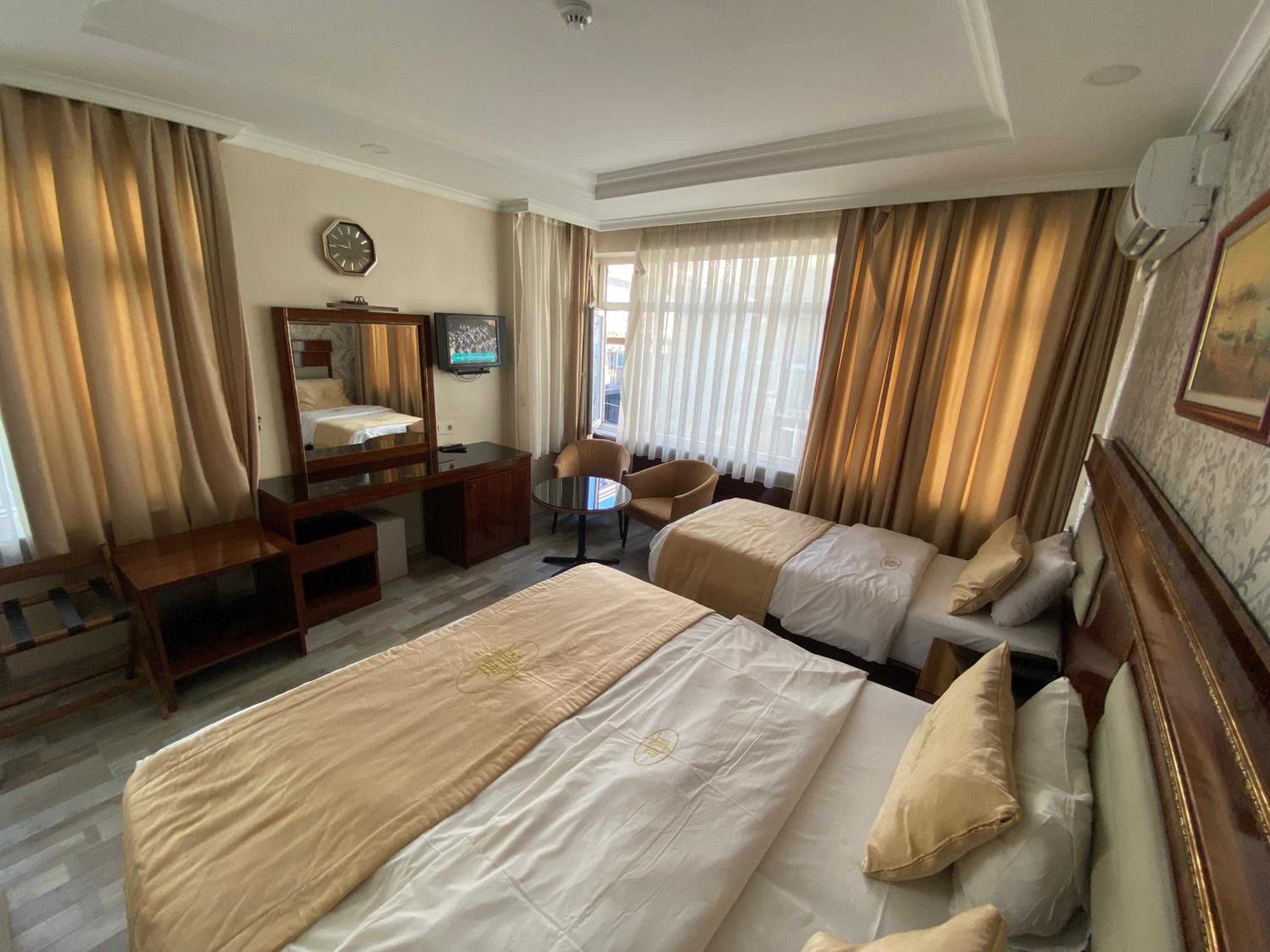 Standard Double Room photo 1