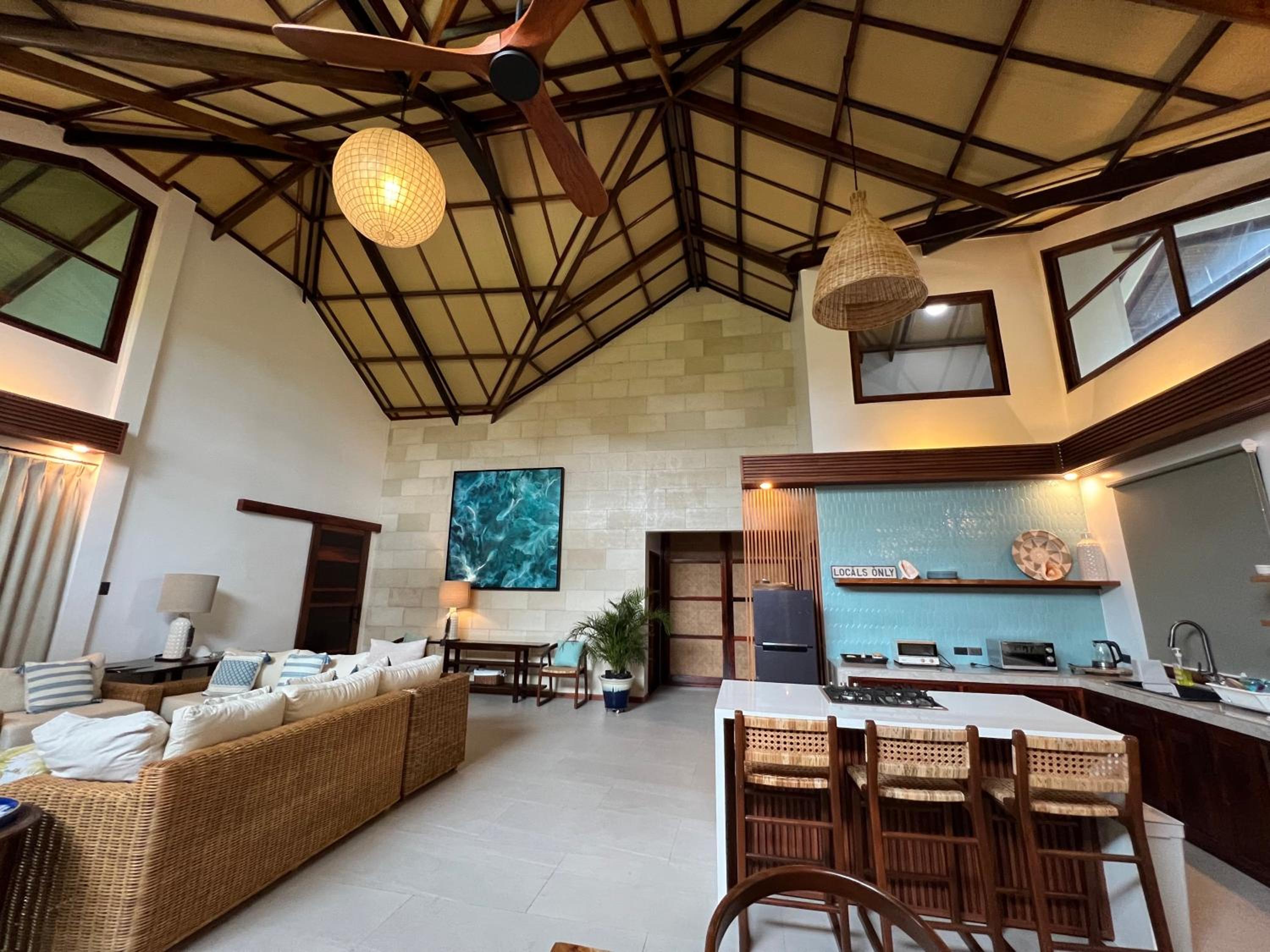 Villa 6 photo 1