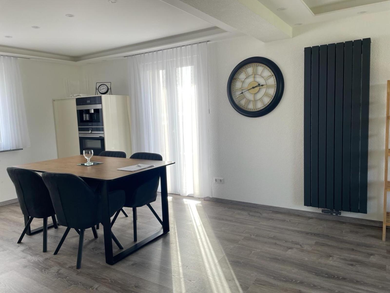 Superior Apartment photo 2