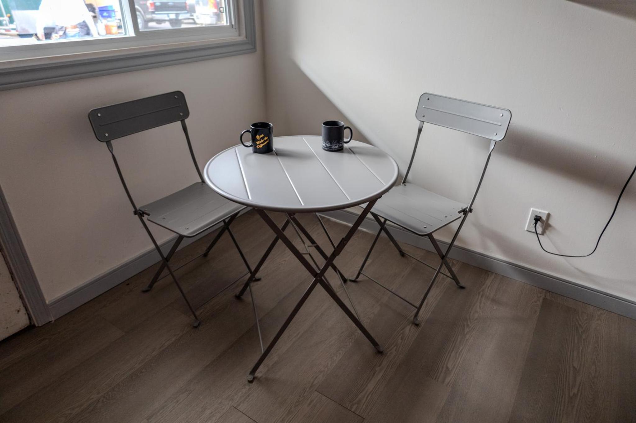 Deluxe King Suite photo 2