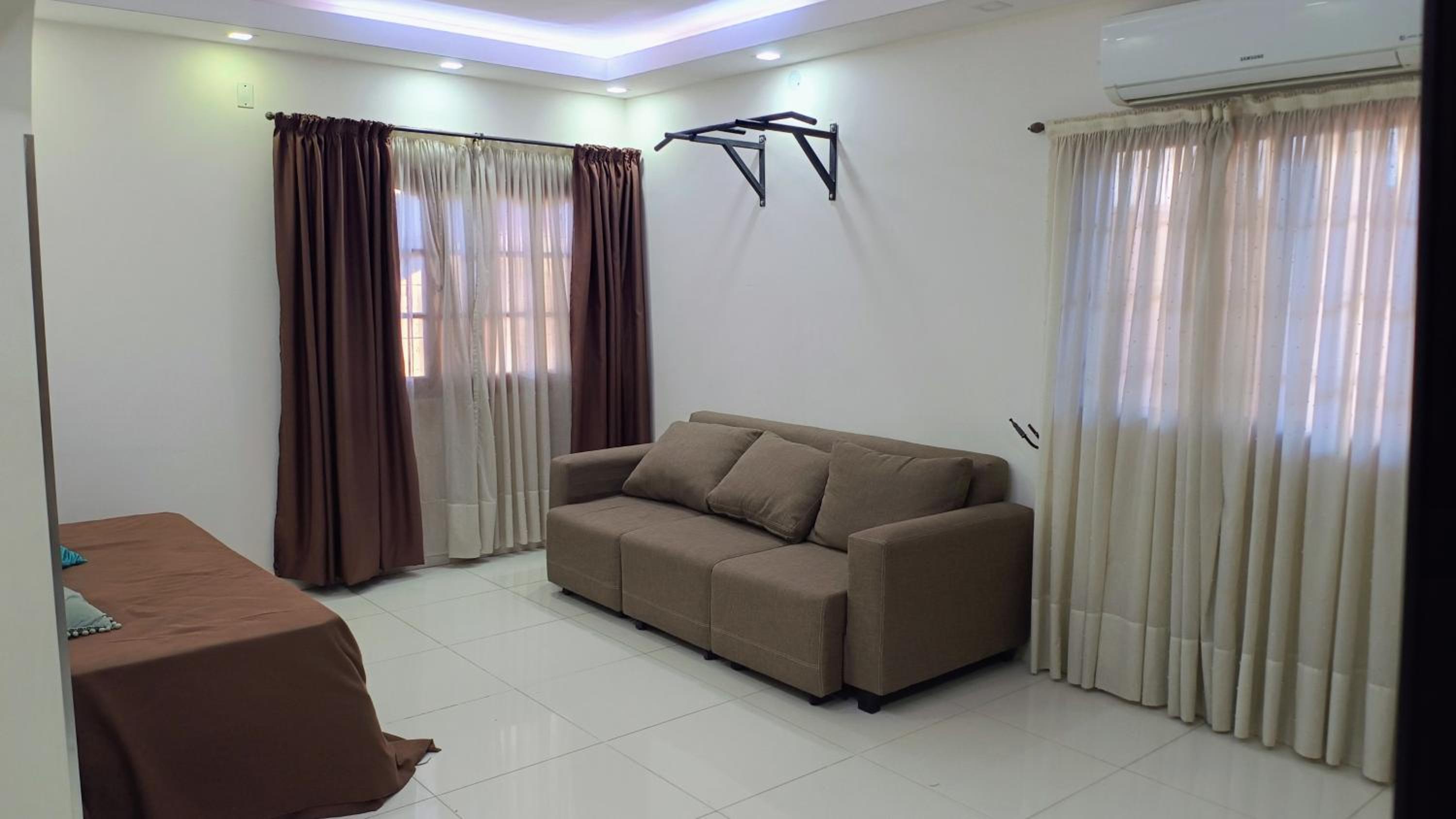 One-Bedroom Apartment photo 3