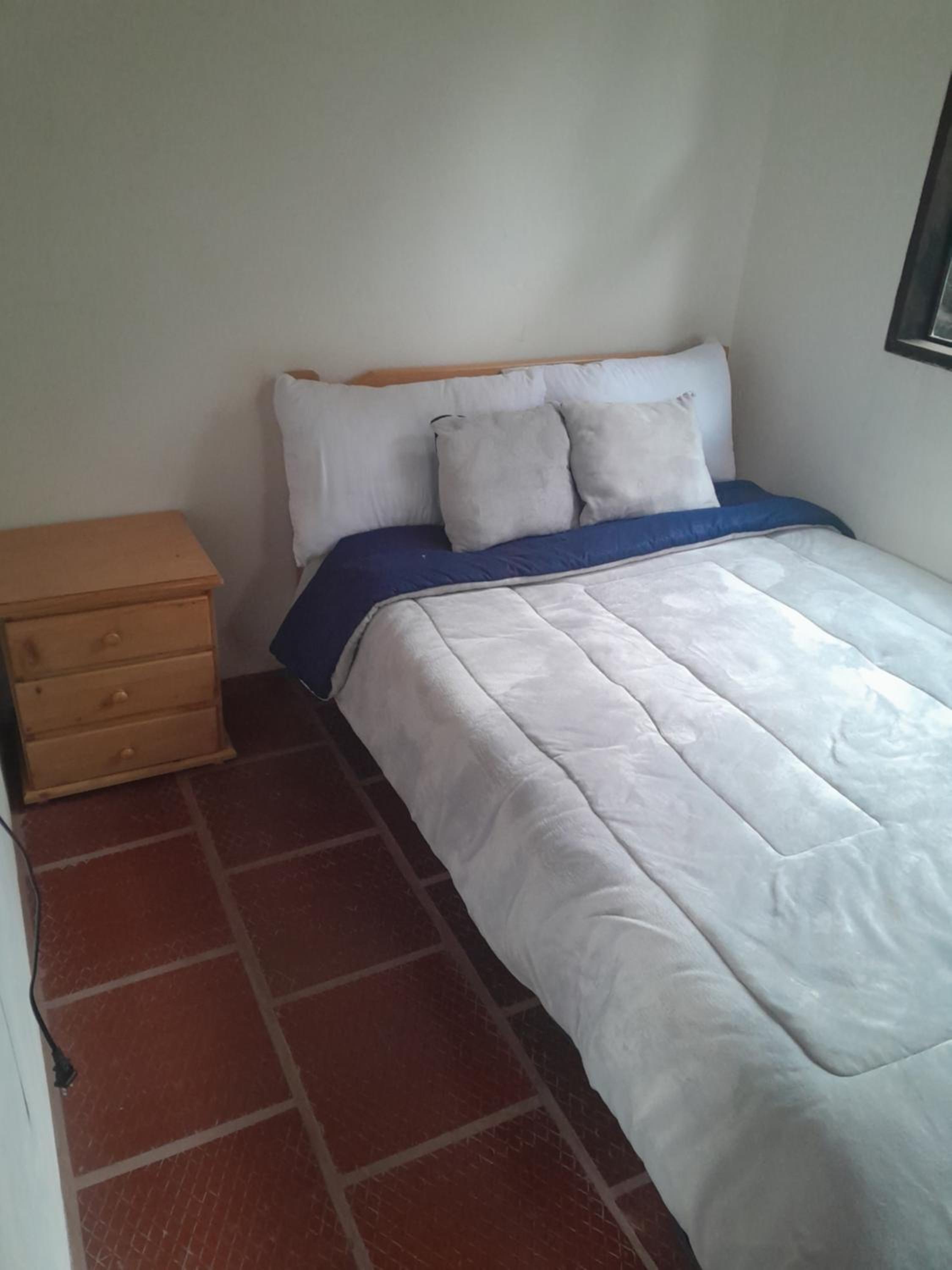 Single Room with Private Bathroom