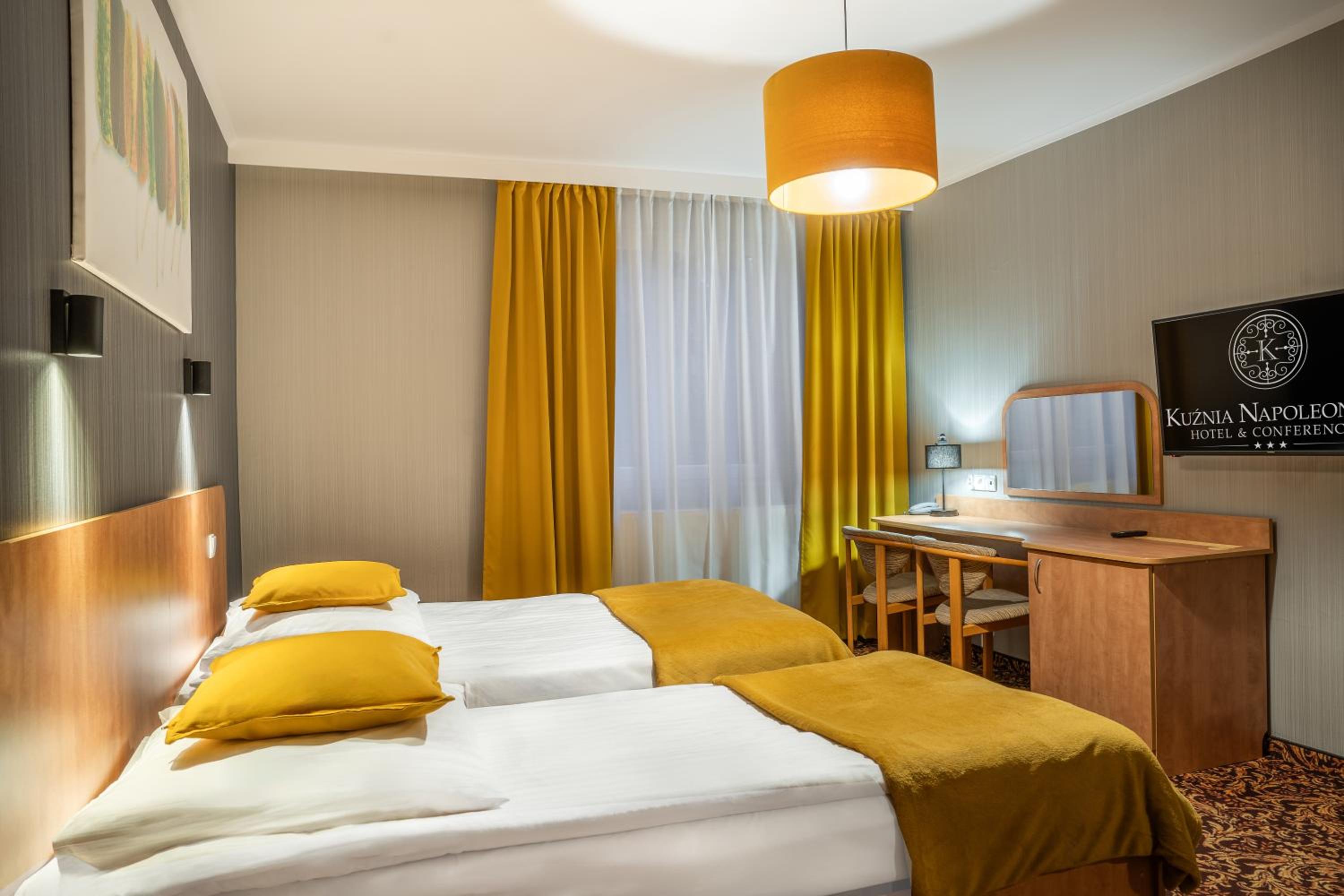 Deluxe Twin Room - Photo 2