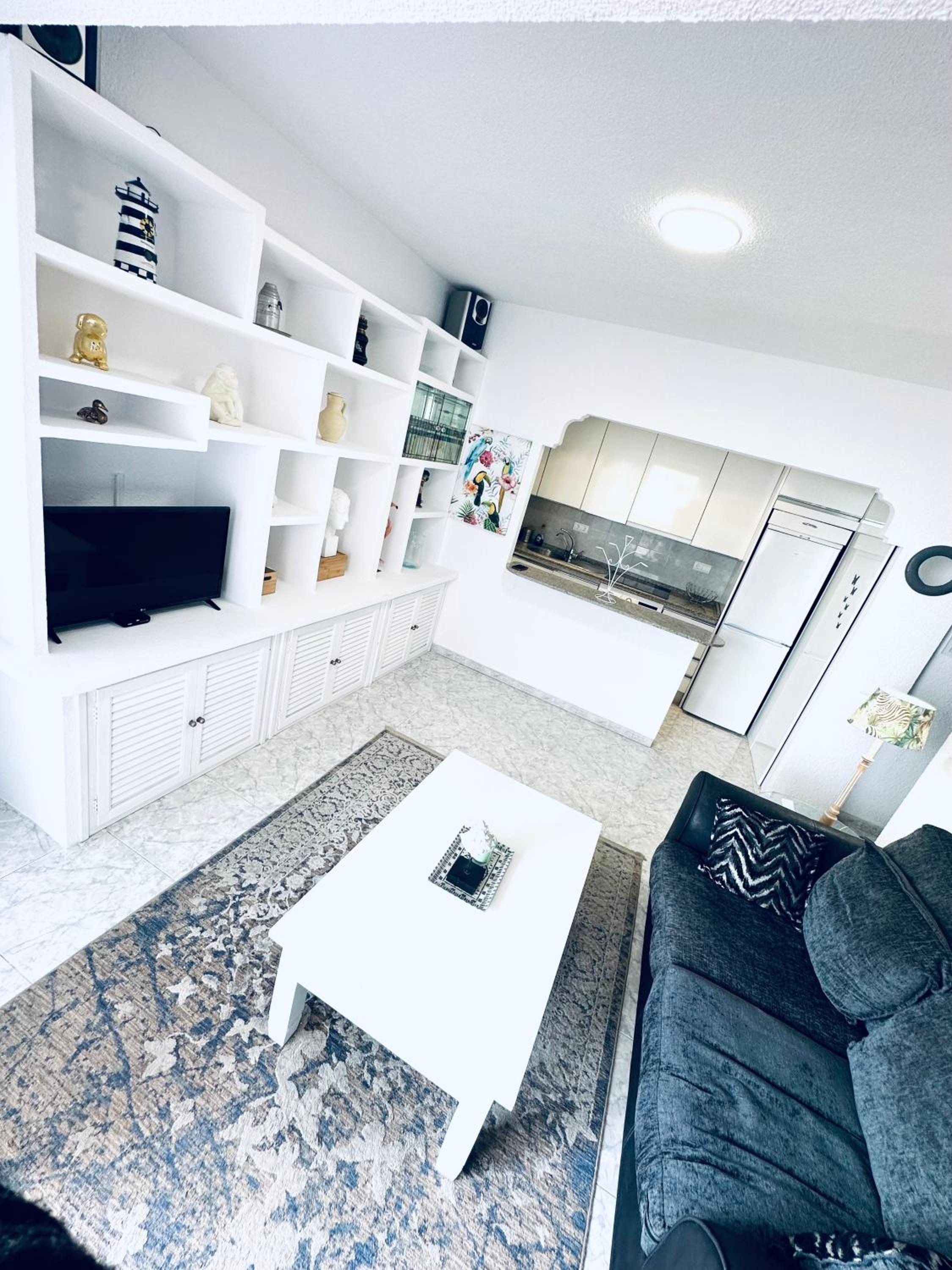 One Bedroom Apartment (Non Smoking)